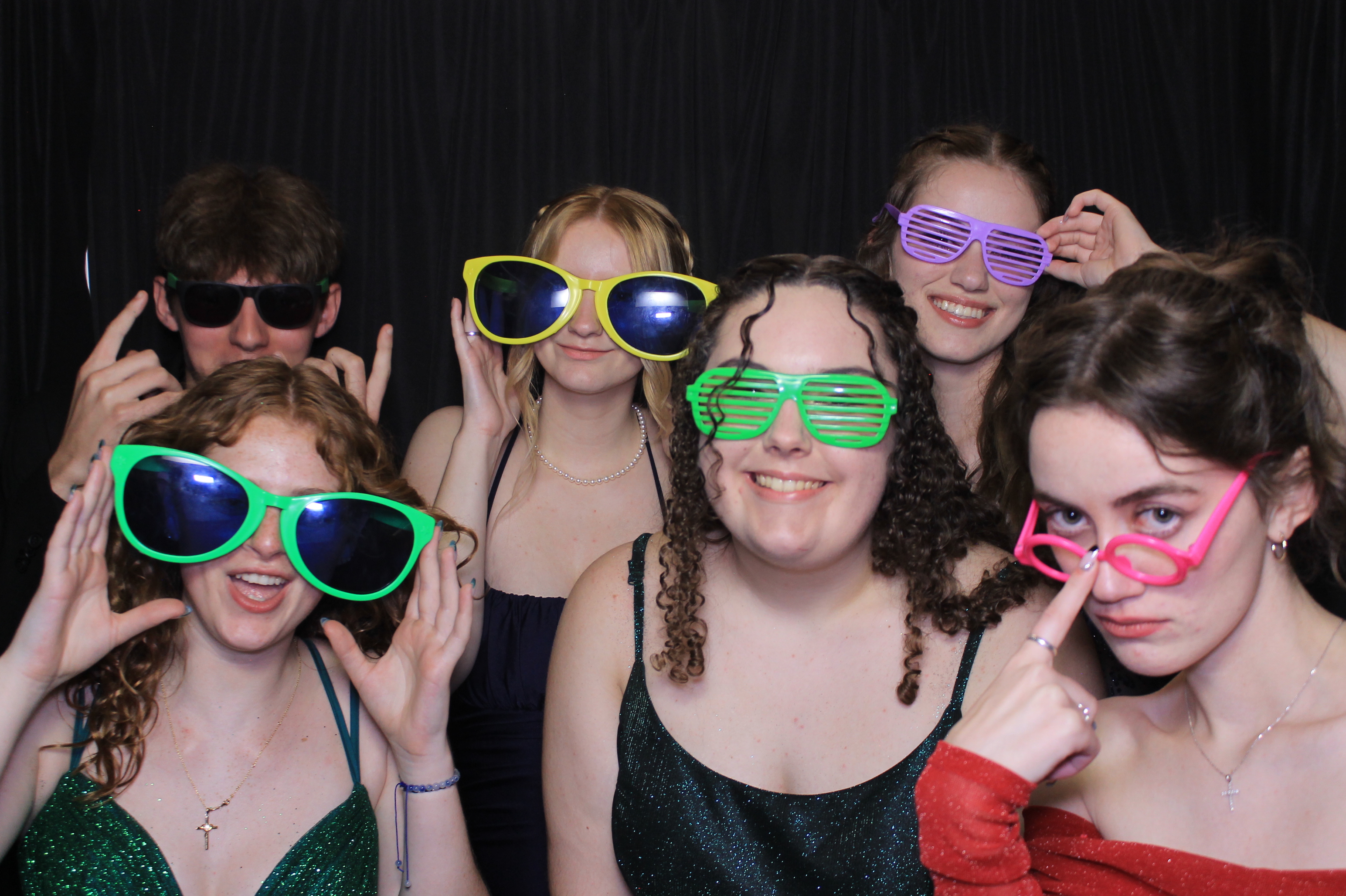 West Clermont 2025 Prom | View more photos from the event at gallery.photoboothcincy.com/u/PhotoBoothCincy/West-Clermont-2025-Prom