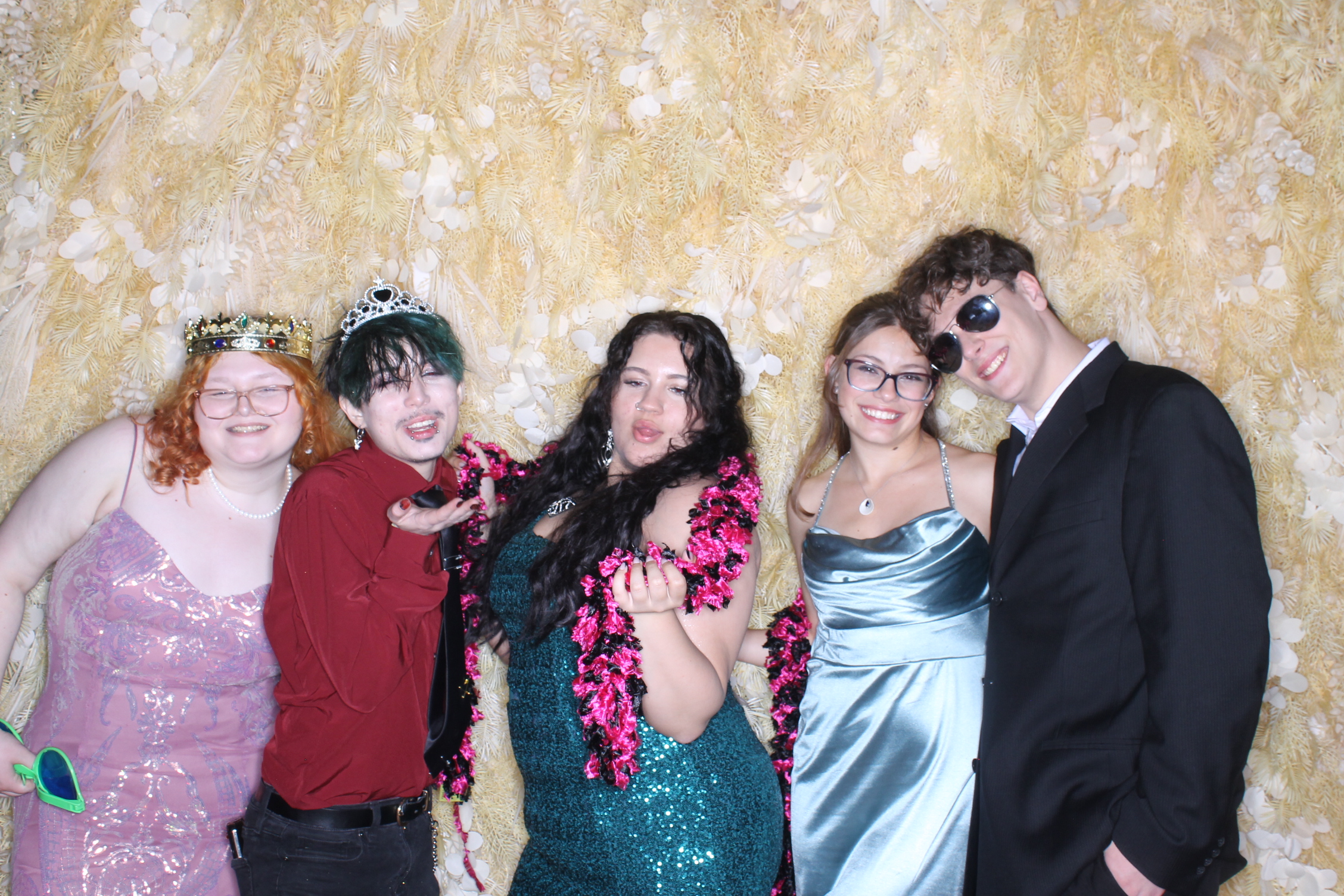 West Clermont 2025 Prom | View more photos from the event at gallery.photoboothcincy.com/u/PhotoBoothCincy/West-Clermont-2025-Prom