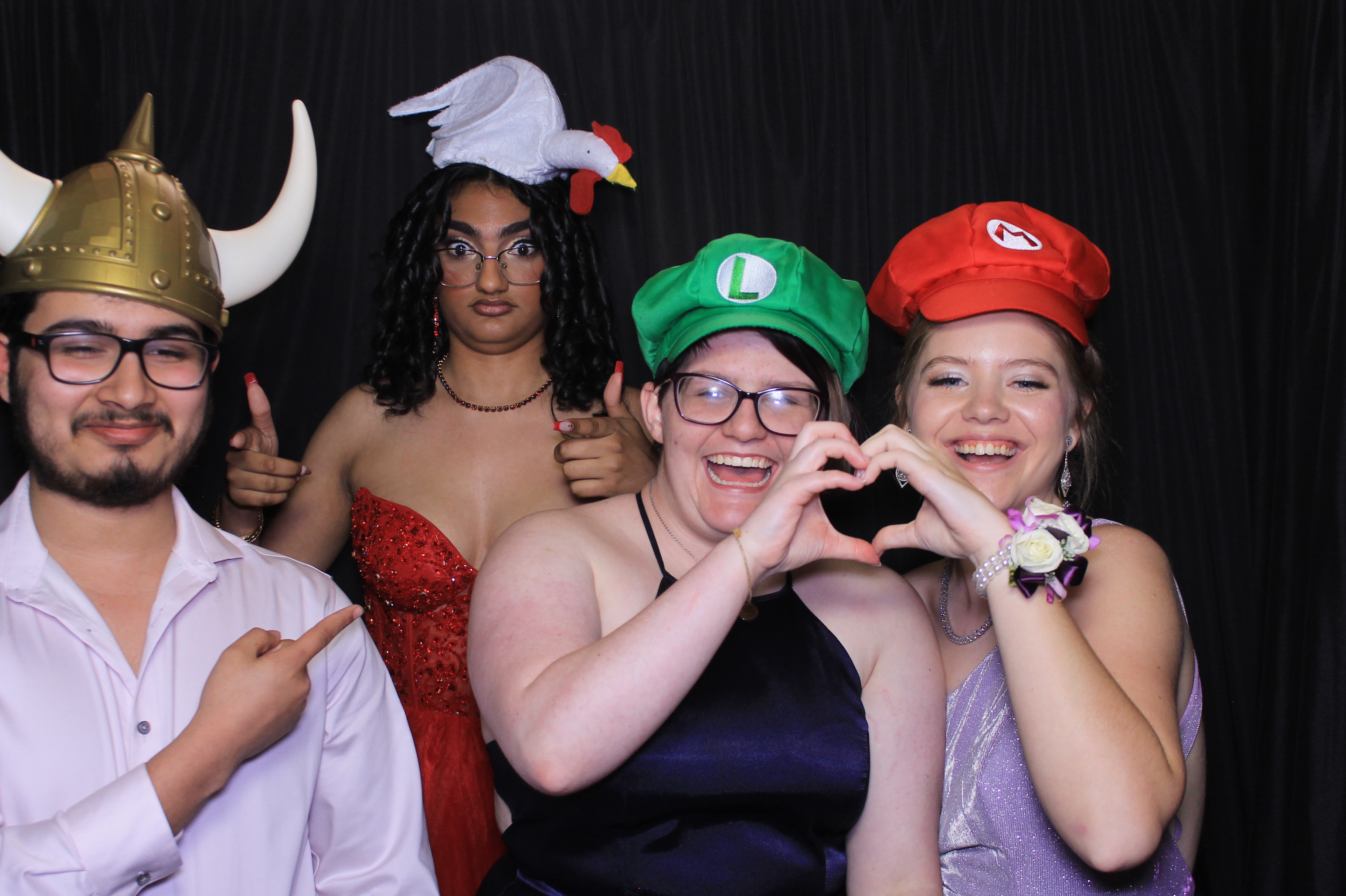 West Clermont 2025 Prom | View more photos from the event at gallery.photoboothcincy.com/u/PhotoBoothCincy/West-Clermont-2025-Prom