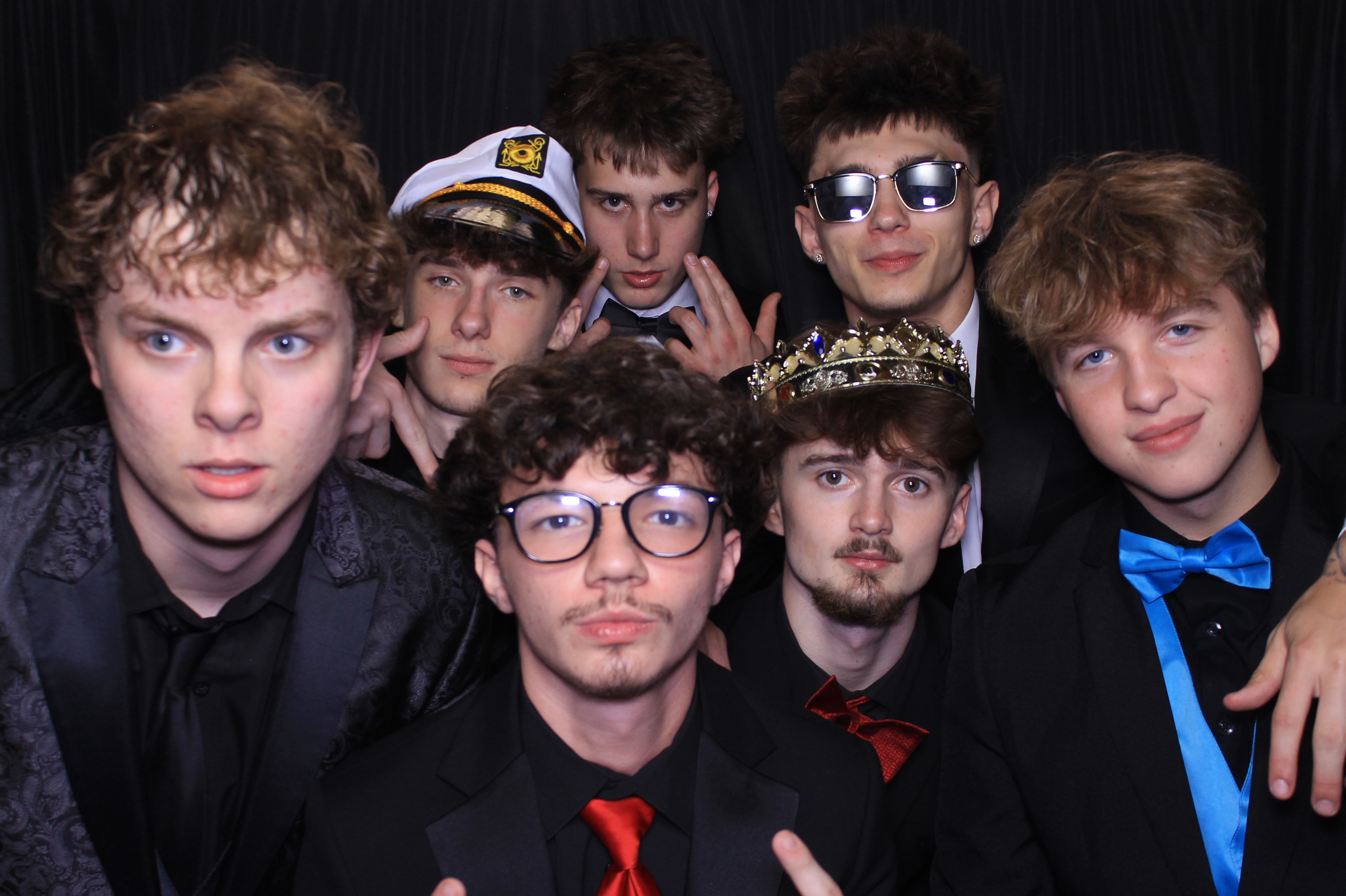 West Clermont 2025 Prom | View more photos from the event at gallery.photoboothcincy.com/u/PhotoBoothCincy/West-Clermont-2025-Prom