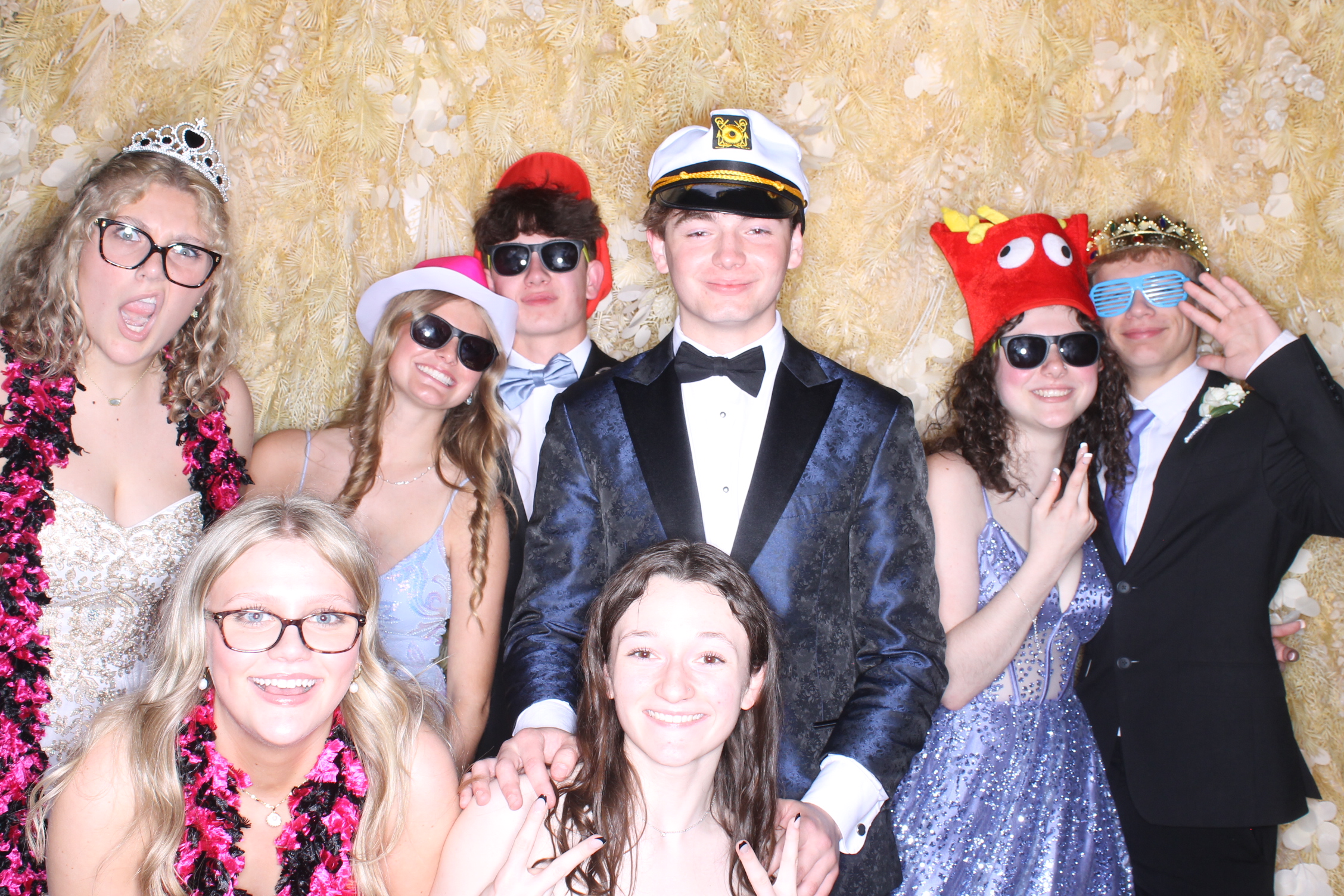 West Clermont 2025 Prom | View more photos from the event at gallery.photoboothcincy.com/u/PhotoBoothCincy/West-Clermont-2025-Prom