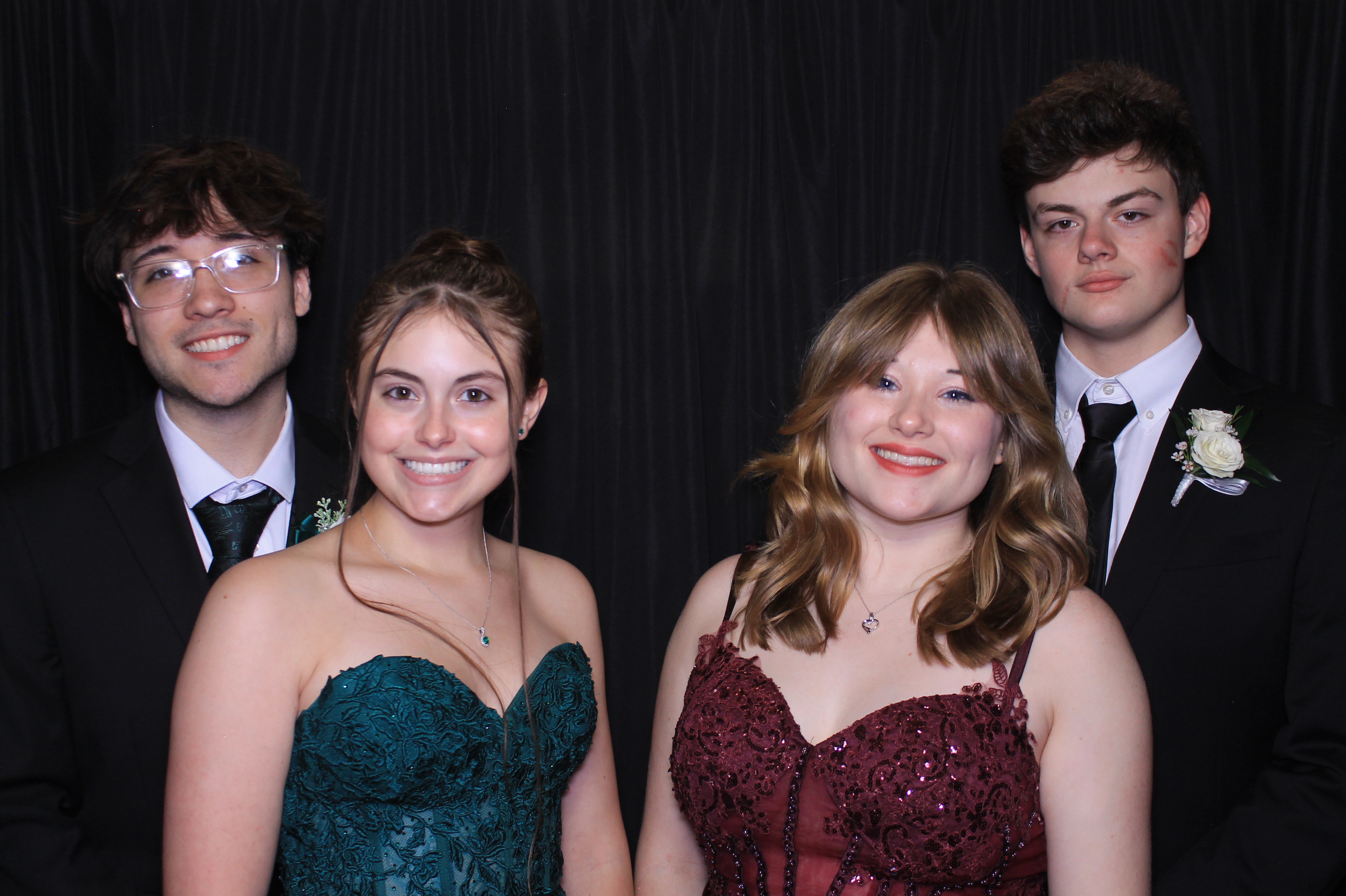 West Clermont 2025 Prom | View more photos from the event at gallery.photoboothcincy.com/u/PhotoBoothCincy/West-Clermont-2025-Prom