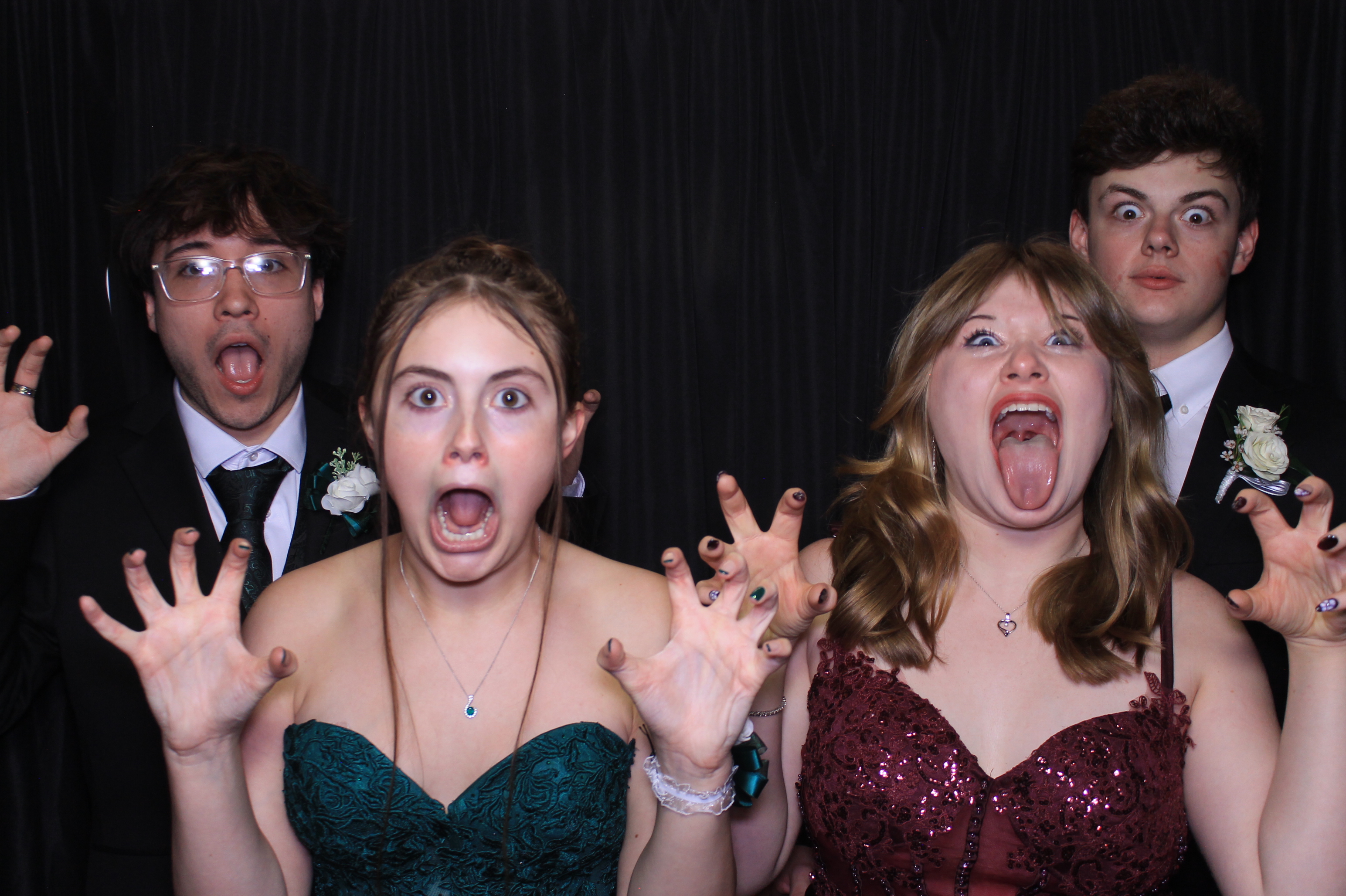 West Clermont 2025 Prom | View more photos from the event at gallery.photoboothcincy.com/u/PhotoBoothCincy/West-Clermont-2025-Prom
