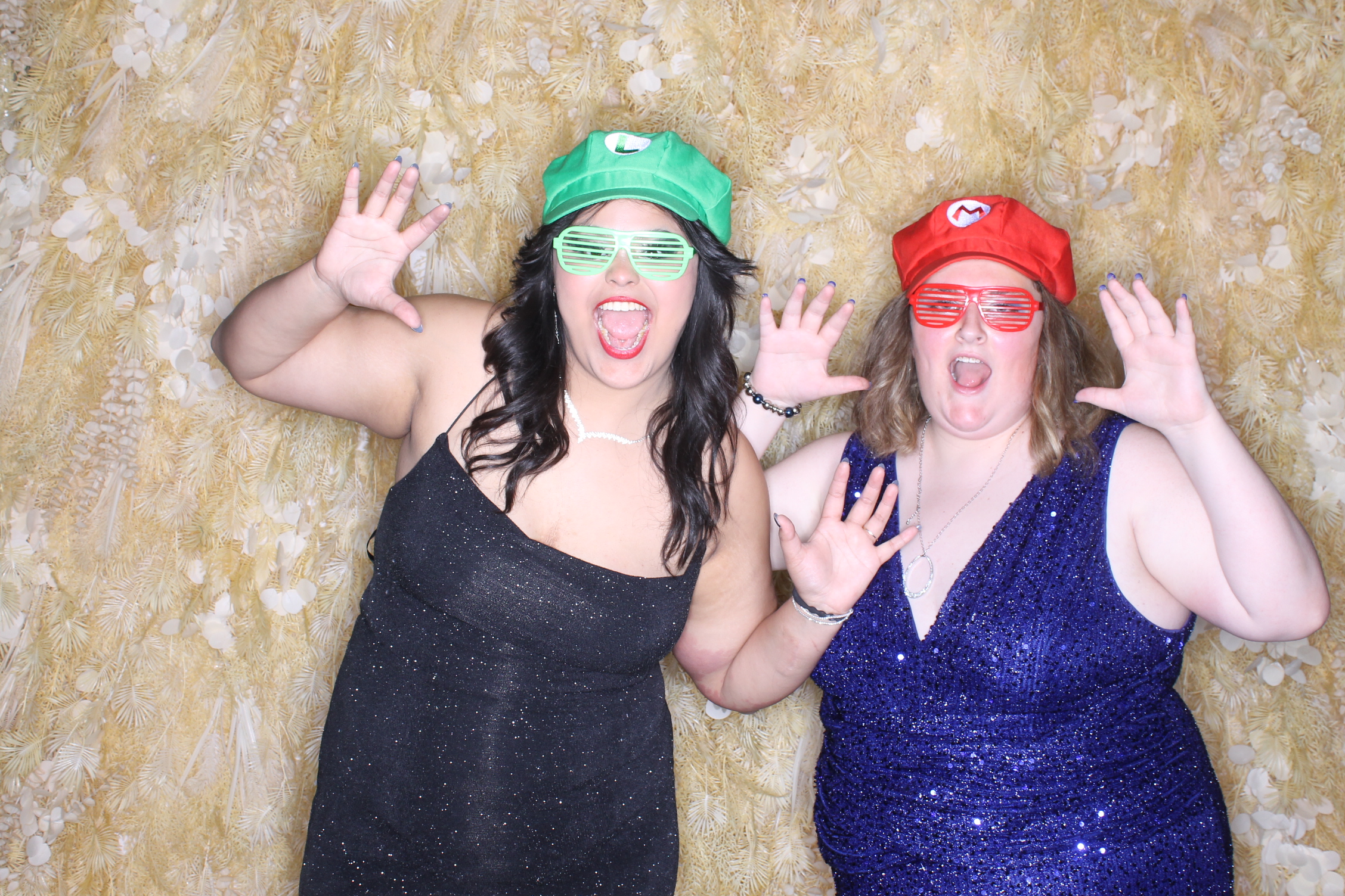 West Clermont 2025 Prom | View more photos from the event at gallery.photoboothcincy.com/u/PhotoBoothCincy/West-Clermont-2025-Prom