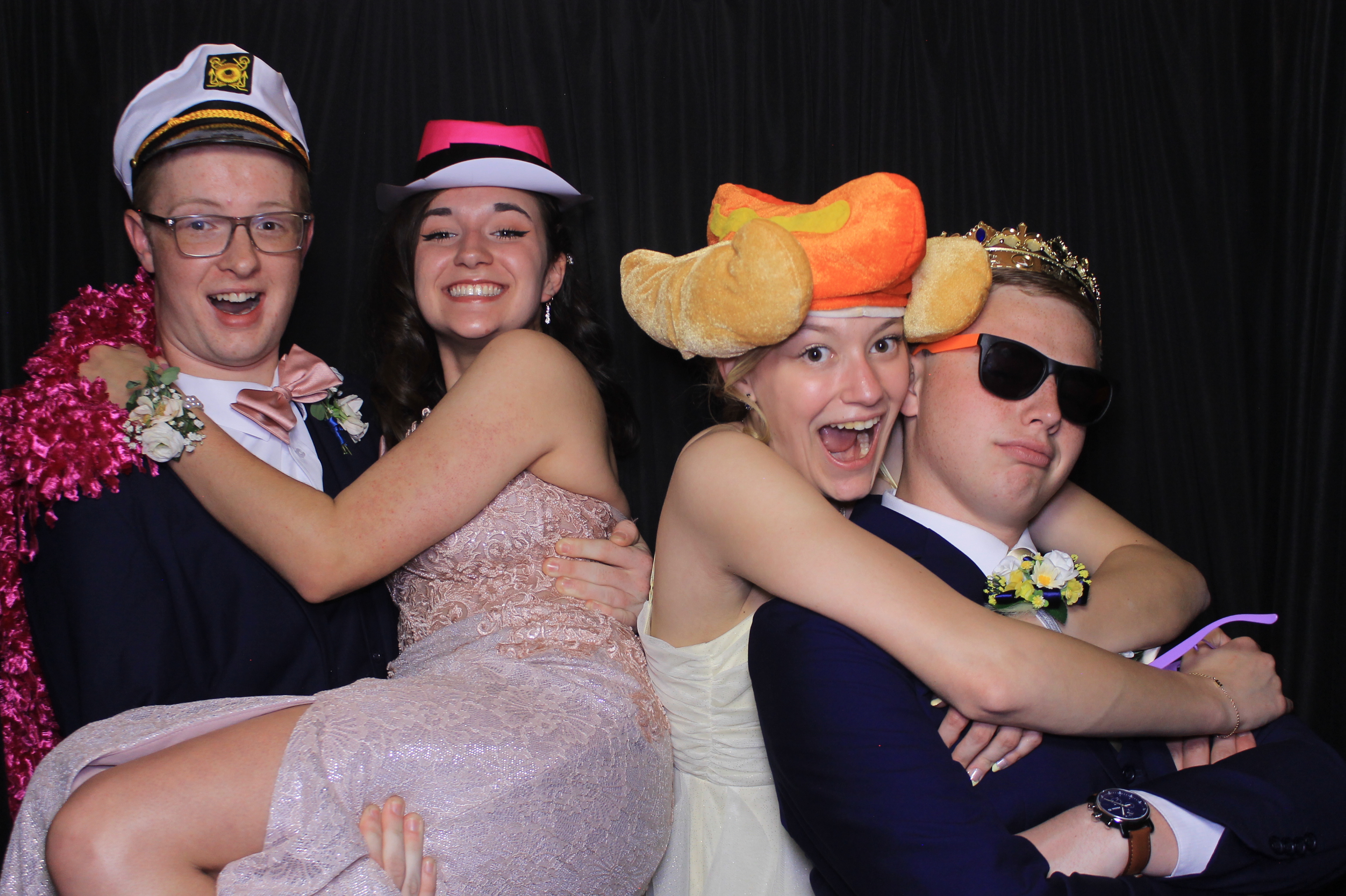 West Clermont 2025 Prom | View more photos from the event at gallery.photoboothcincy.com/u/PhotoBoothCincy/West-Clermont-2025-Prom