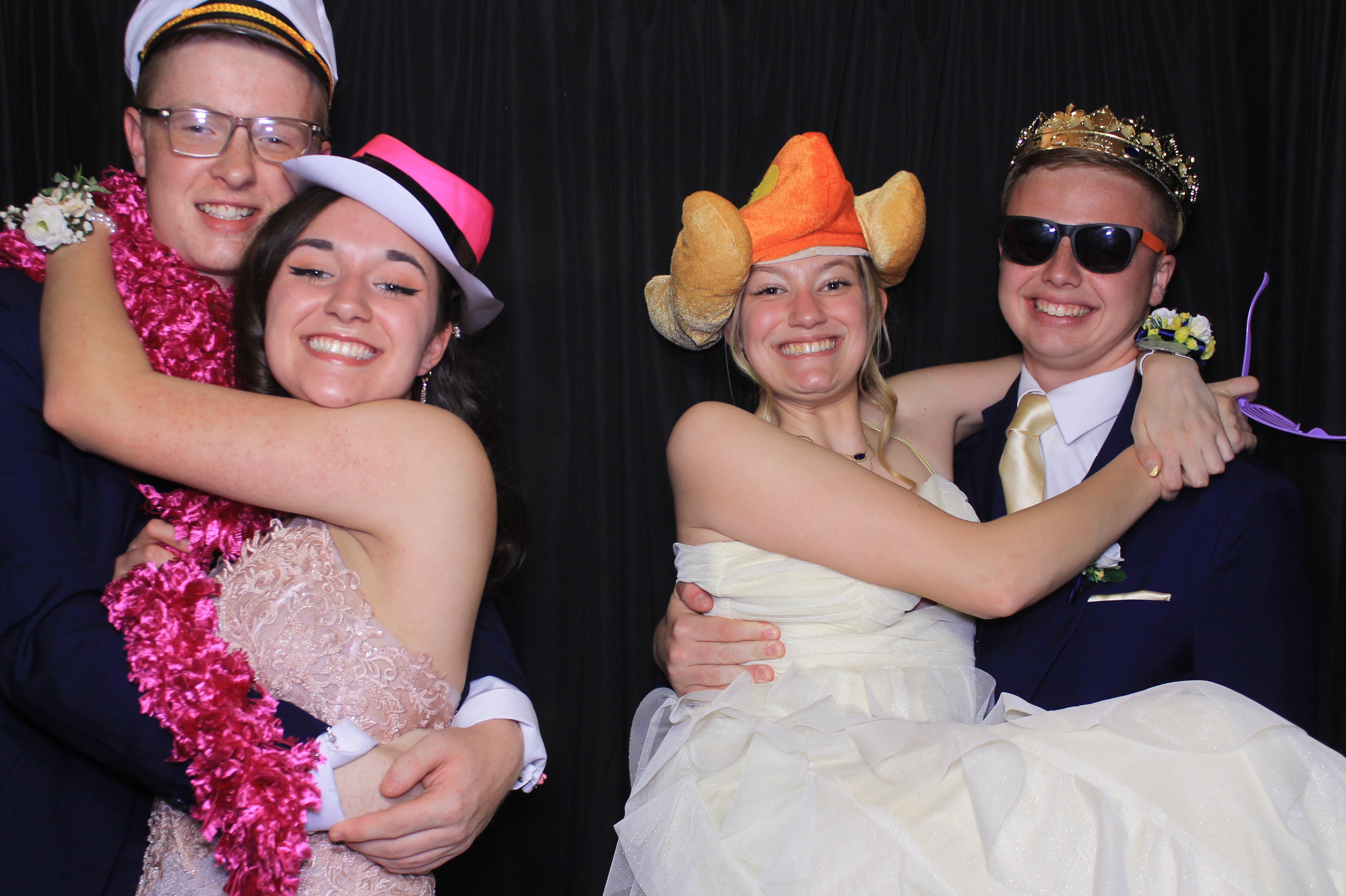 West Clermont 2025 Prom | View more photos from the event at gallery.photoboothcincy.com/u/PhotoBoothCincy/West-Clermont-2025-Prom