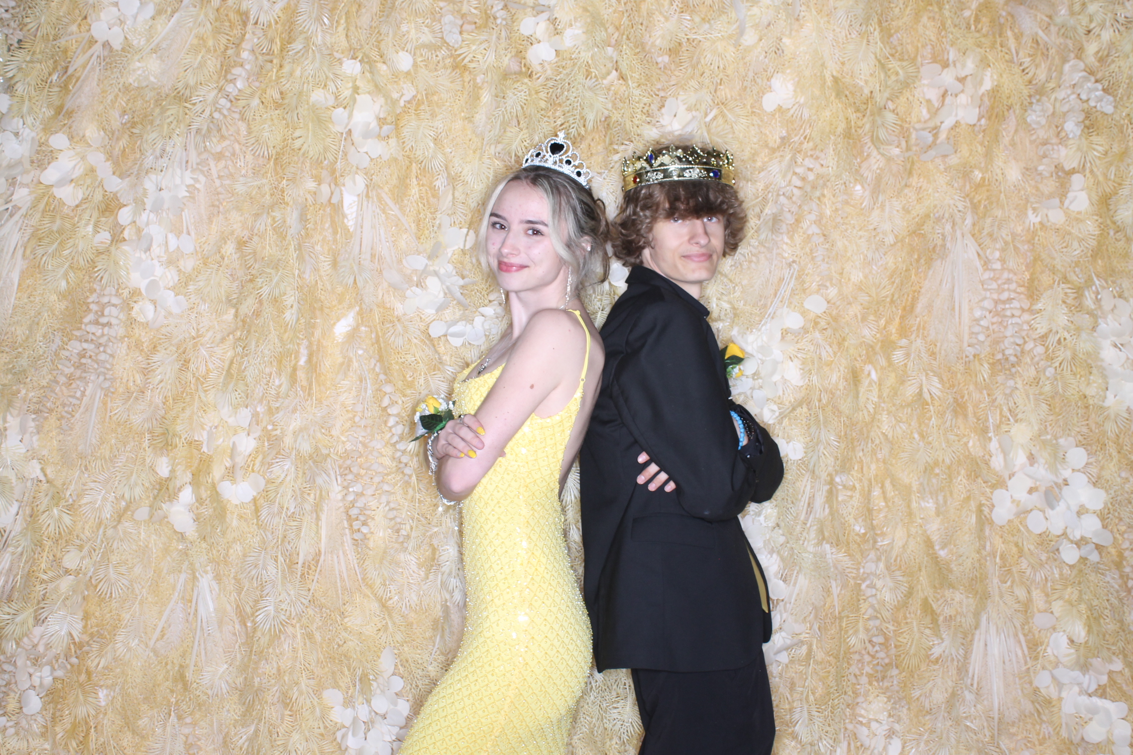 West Clermont 2025 Prom | View more photos from the event at gallery.photoboothcincy.com/u/PhotoBoothCincy/West-Clermont-2025-Prom