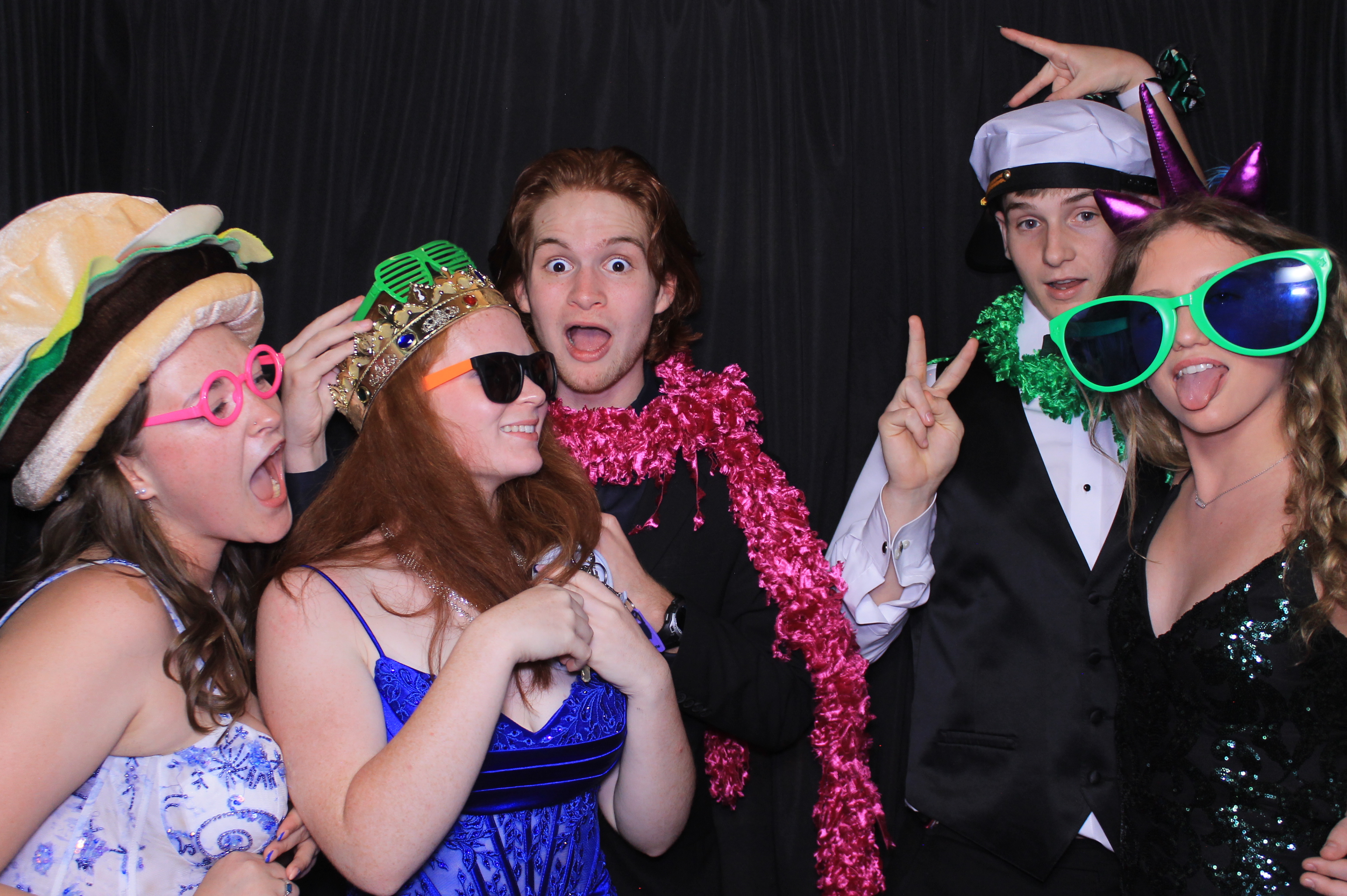 West Clermont 2025 Prom | View more photos from the event at gallery.photoboothcincy.com/u/PhotoBoothCincy/West-Clermont-2025-Prom