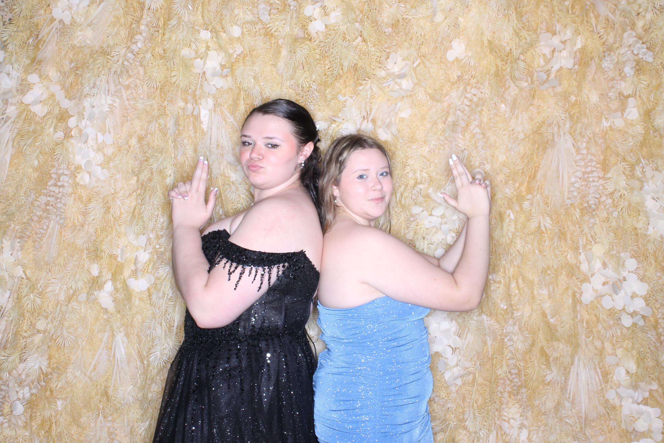 West Clermont 2025 Prom | View more photos from the event at gallery.photoboothcincy.com/u/PhotoBoothCincy/West-Clermont-2025-Prom