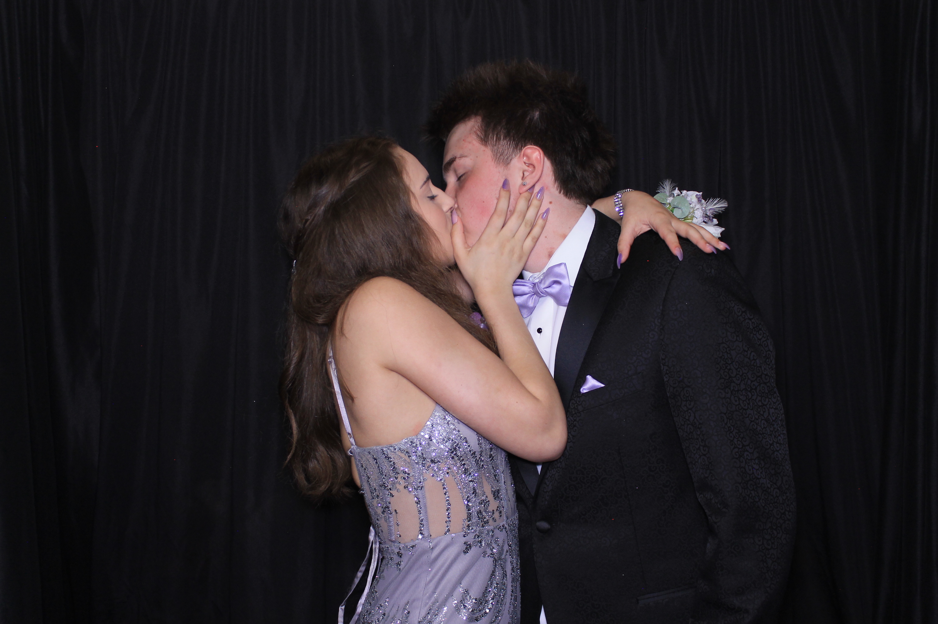 West Clermont 2025 Prom | View more photos from the event at gallery.photoboothcincy.com/u/PhotoBoothCincy/West-Clermont-2025-Prom