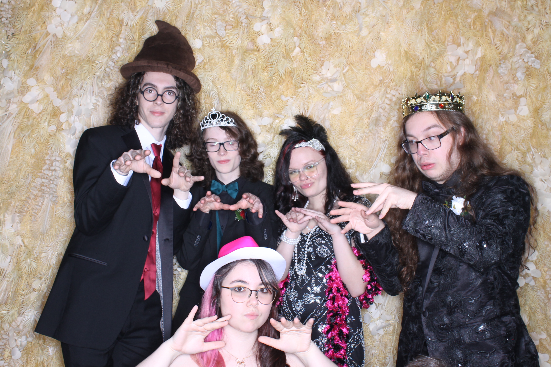 West Clermont 2025 Prom | View more photos from the event at gallery.photoboothcincy.com/u/PhotoBoothCincy/West-Clermont-2025-Prom