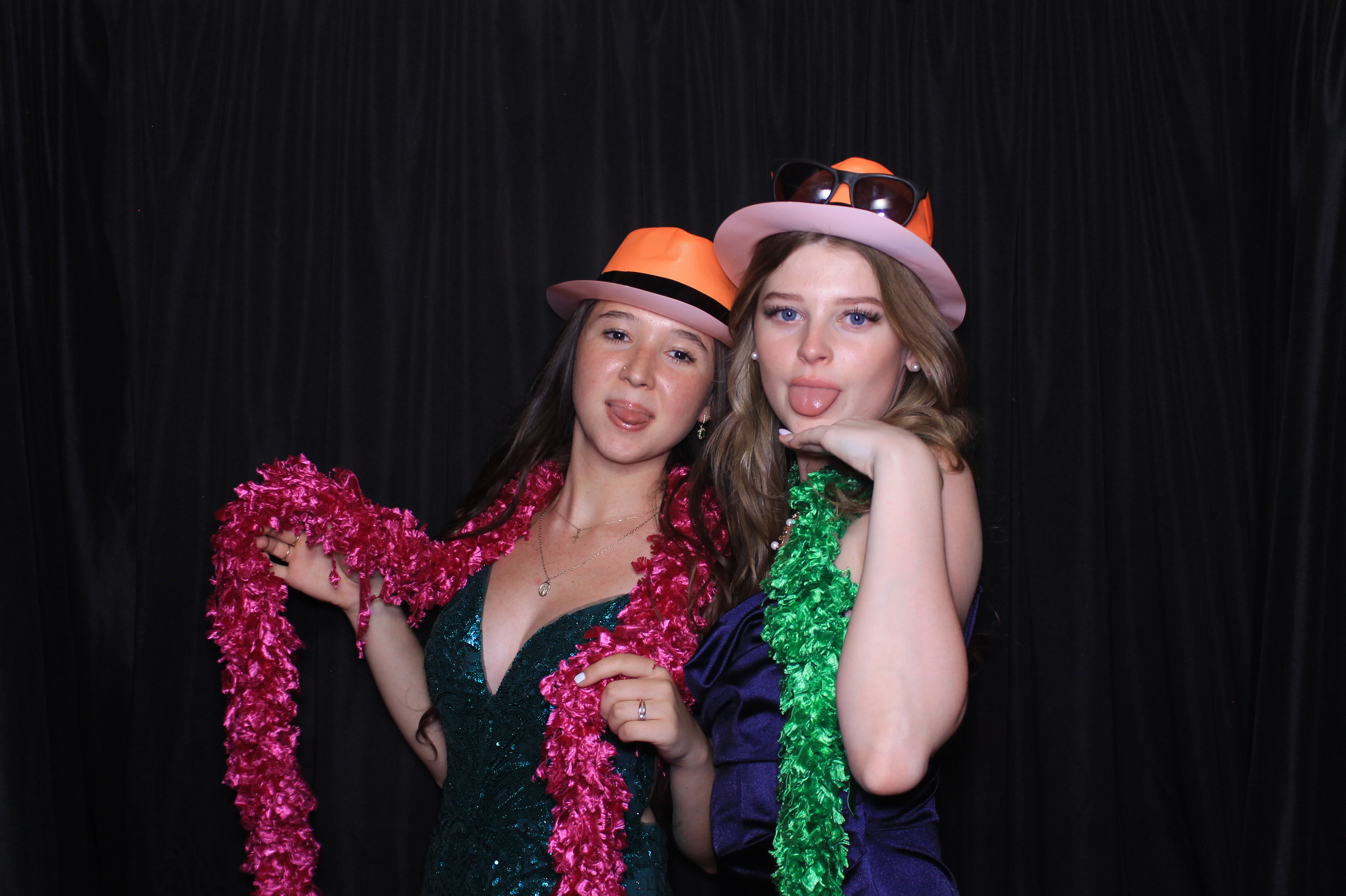 West Clermont 2025 Prom | View more photos from the event at gallery.photoboothcincy.com/u/PhotoBoothCincy/West-Clermont-2025-Prom