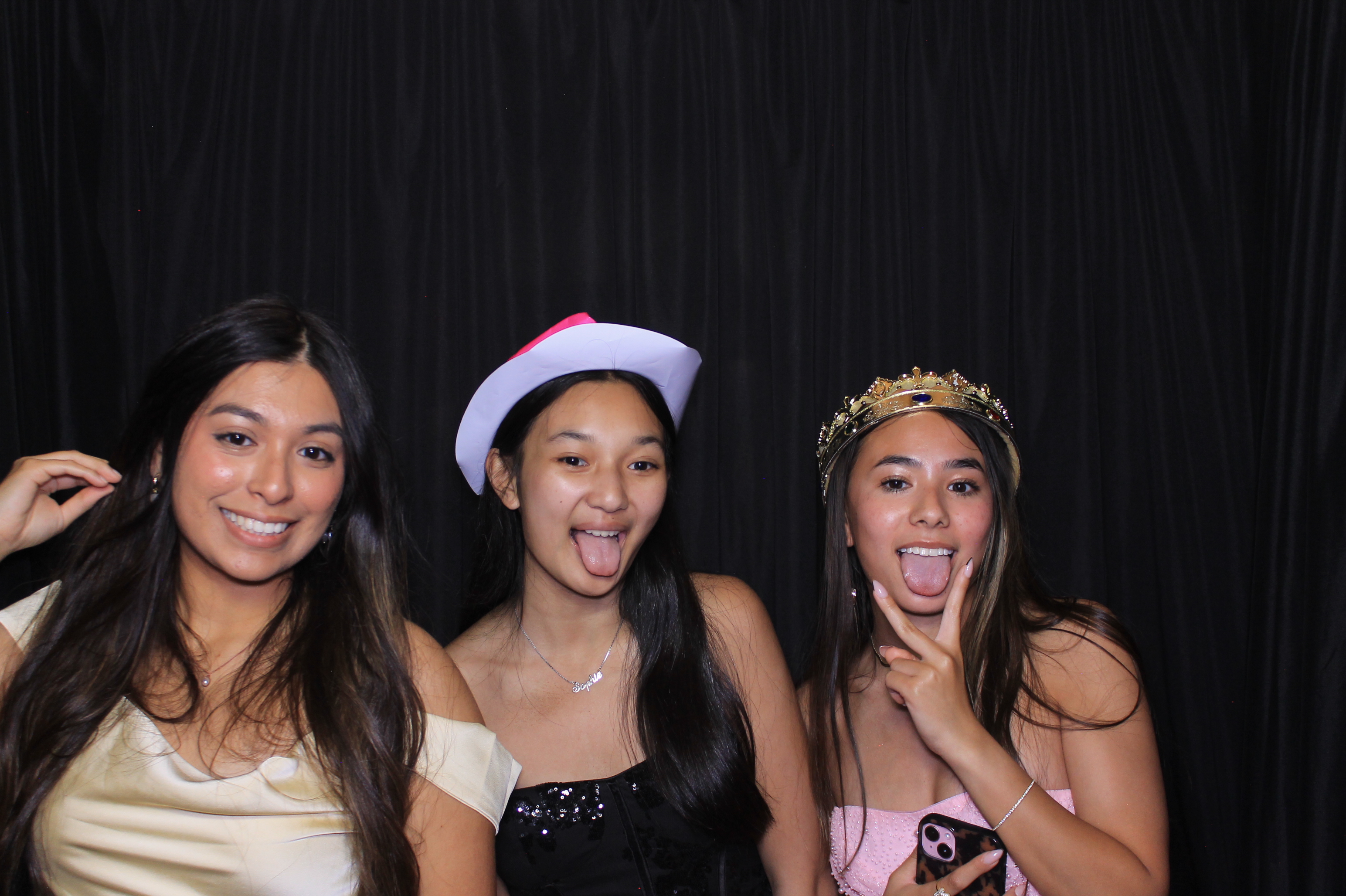 West Clermont 2025 Prom | View more photos from the event at gallery.photoboothcincy.com/u/PhotoBoothCincy/West-Clermont-2025-Prom