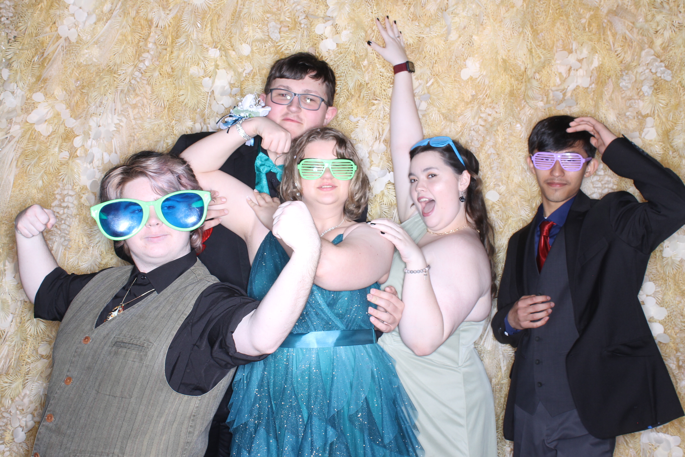 West Clermont 2025 Prom | View more photos from the event at gallery.photoboothcincy.com/u/PhotoBoothCincy/West-Clermont-2025-Prom