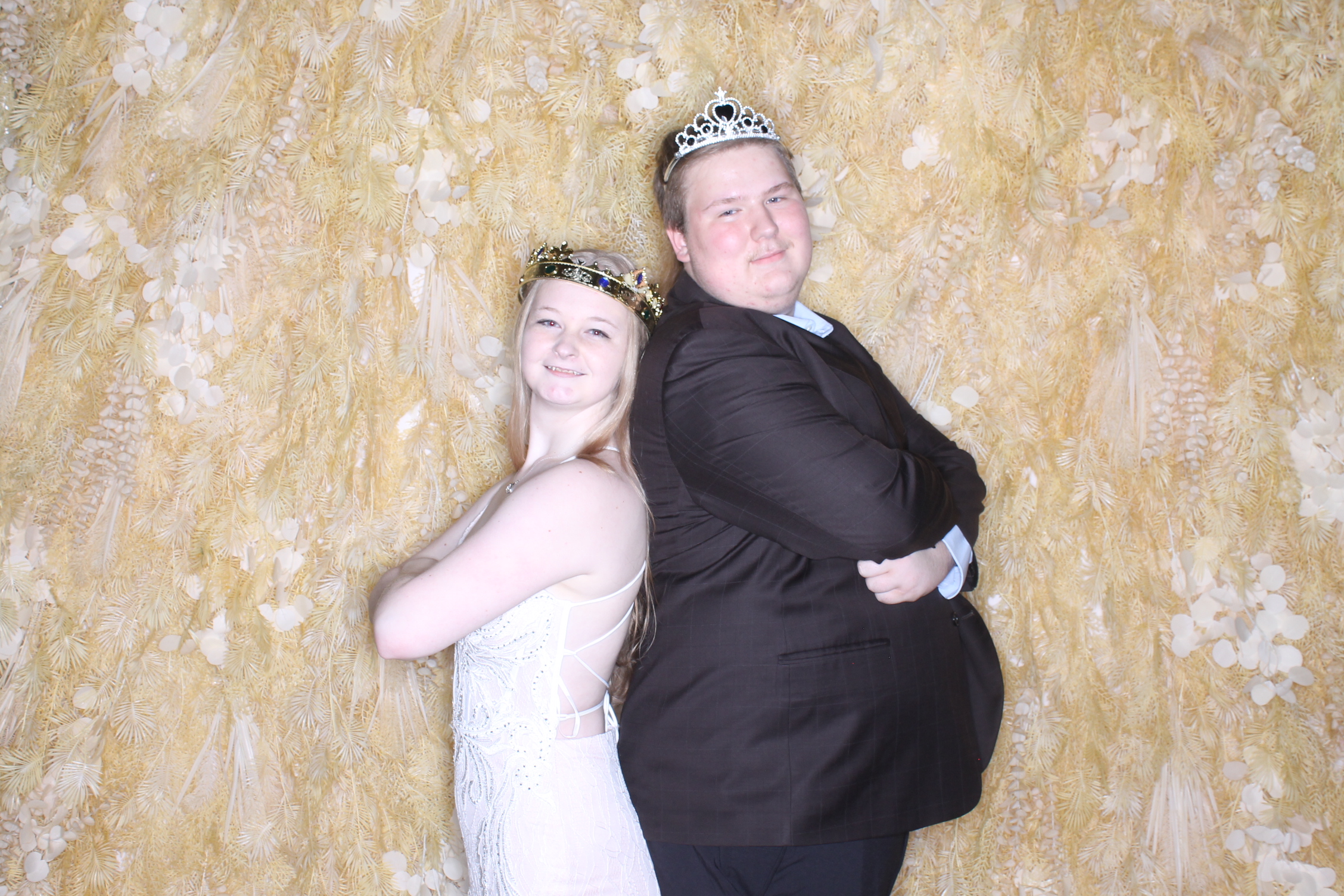 West Clermont 2025 Prom | View more photos from the event at gallery.photoboothcincy.com/u/PhotoBoothCincy/West-Clermont-2025-Prom
