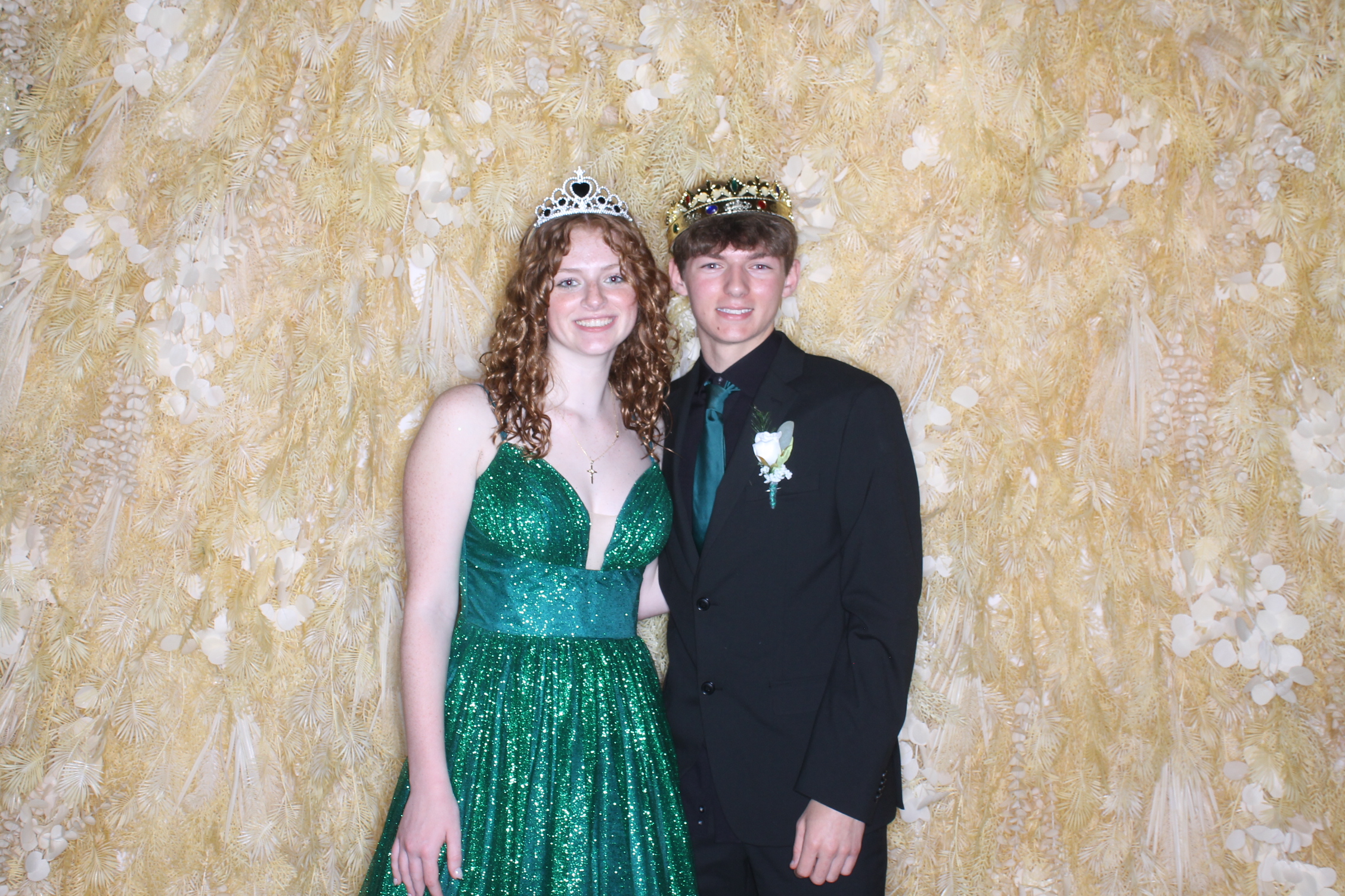 West Clermont 2025 Prom | View more photos from the event at gallery.photoboothcincy.com/u/PhotoBoothCincy/West-Clermont-2025-Prom