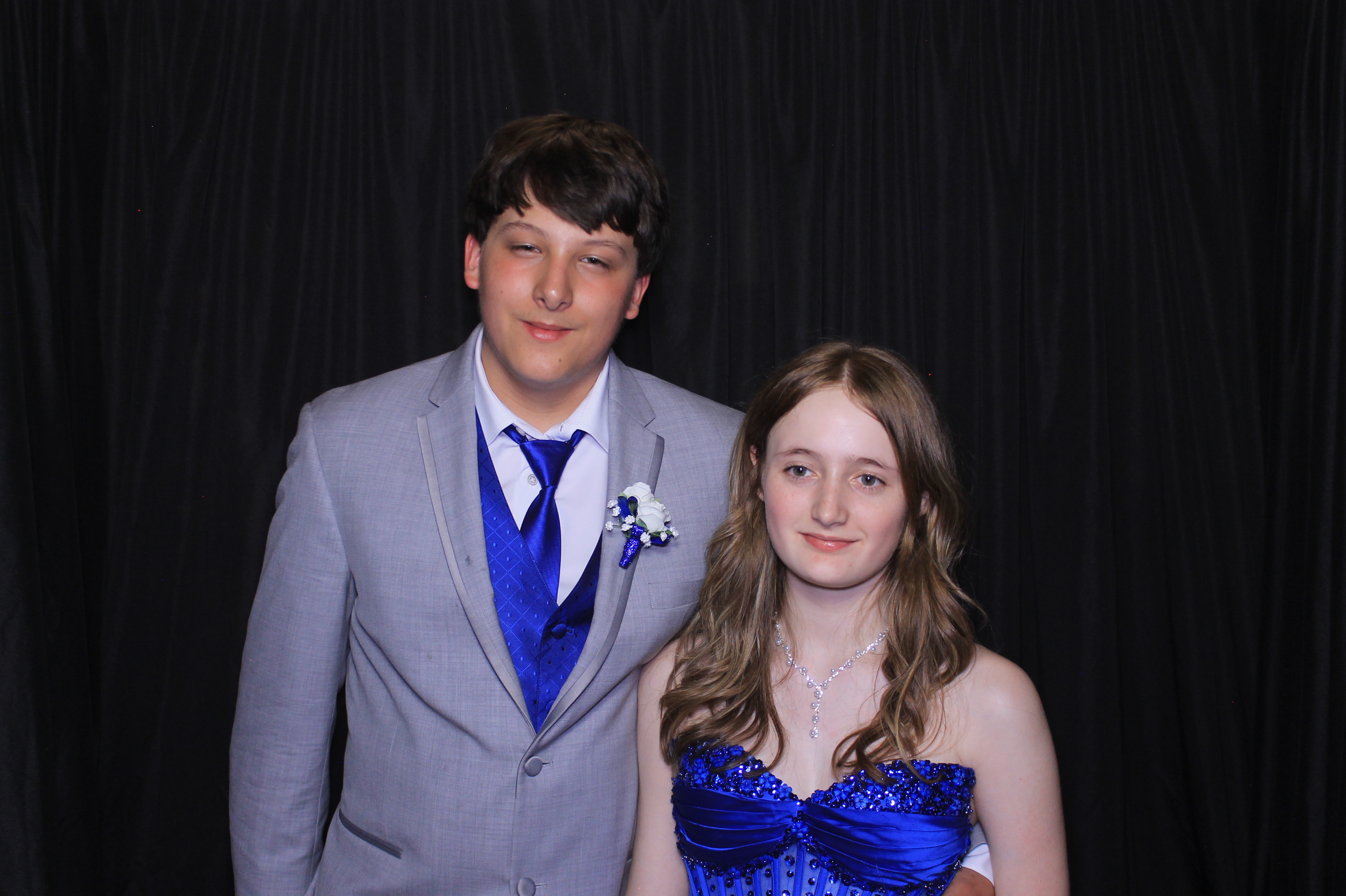 West Clermont 2025 Prom | View more photos from the event at gallery.photoboothcincy.com/u/PhotoBoothCincy/West-Clermont-2025-Prom
