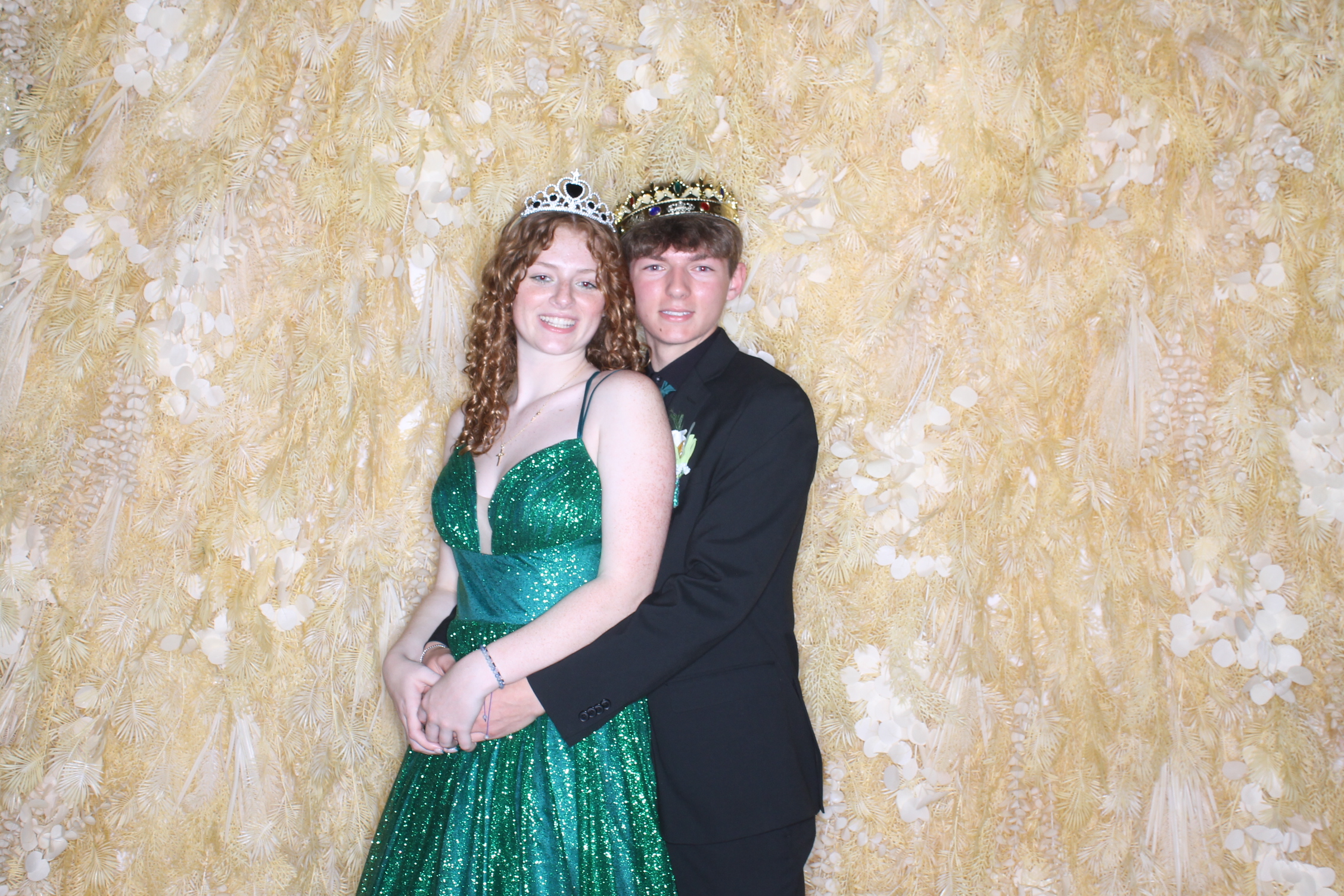 West Clermont 2025 Prom | View more photos from the event at gallery.photoboothcincy.com/u/PhotoBoothCincy/West-Clermont-2025-Prom
