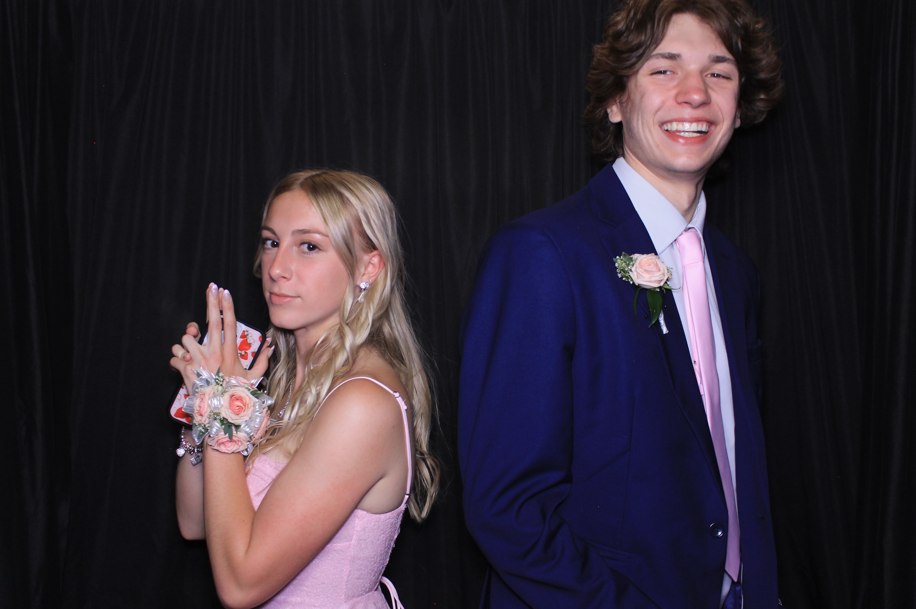 West Clermont 2025 Prom | View more photos from the event at gallery.photoboothcincy.com/u/PhotoBoothCincy/West-Clermont-2025-Prom