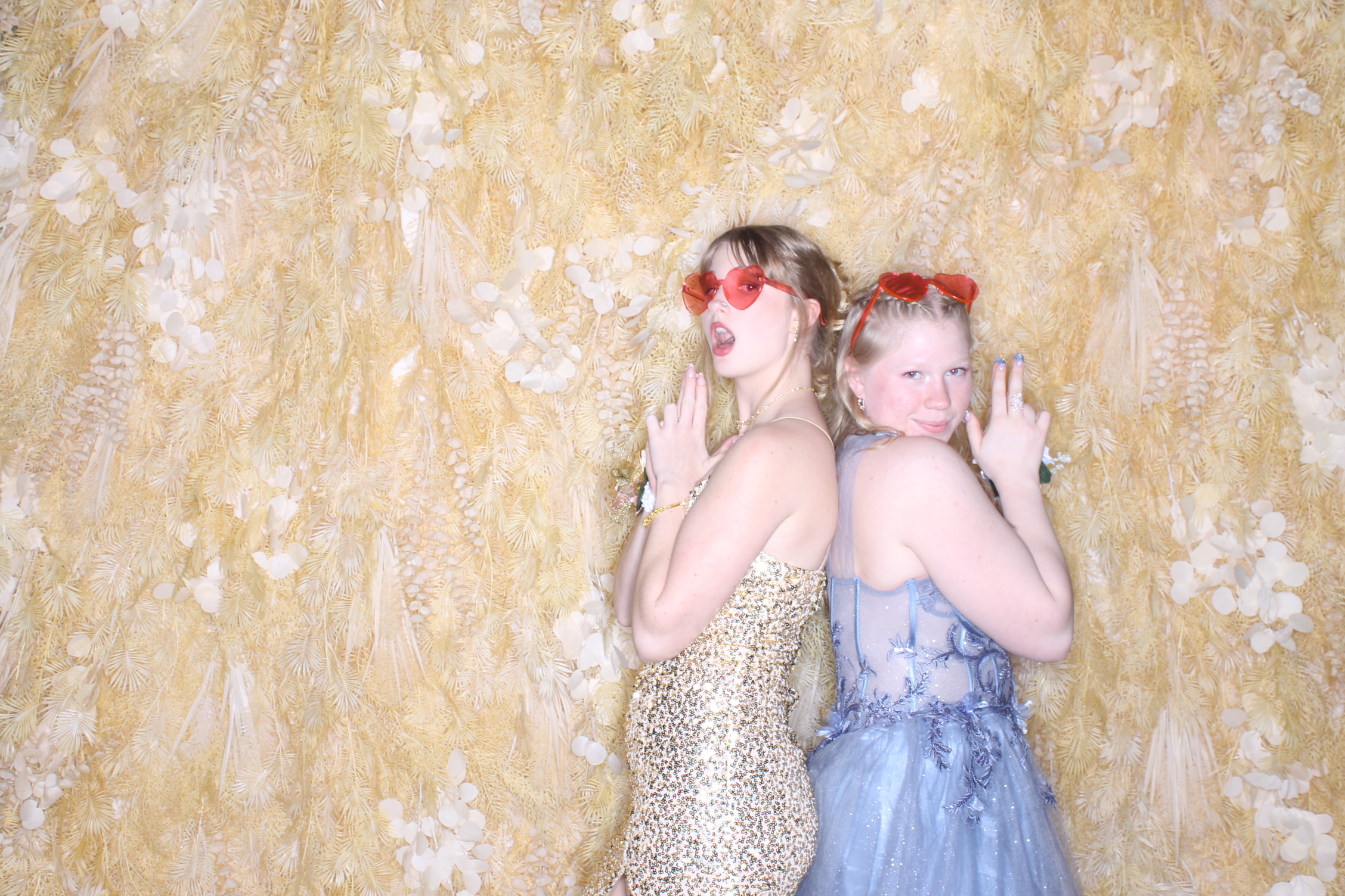 West Clermont 2025 Prom | View more photos from the event at gallery.photoboothcincy.com/u/PhotoBoothCincy/West-Clermont-2025-Prom