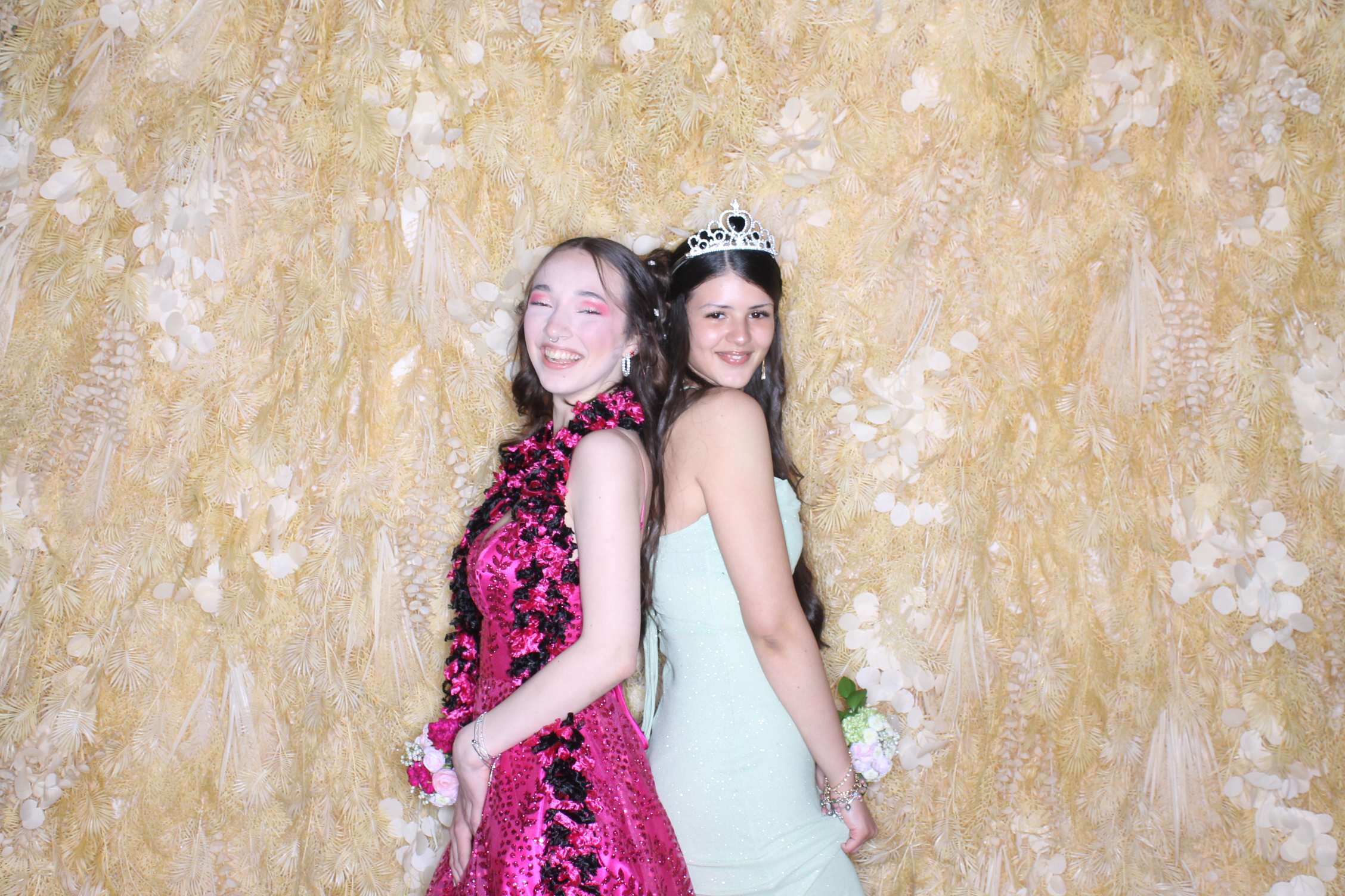 West Clermont 2025 Prom | View more photos from the event at gallery.photoboothcincy.com/u/PhotoBoothCincy/West-Clermont-2025-Prom