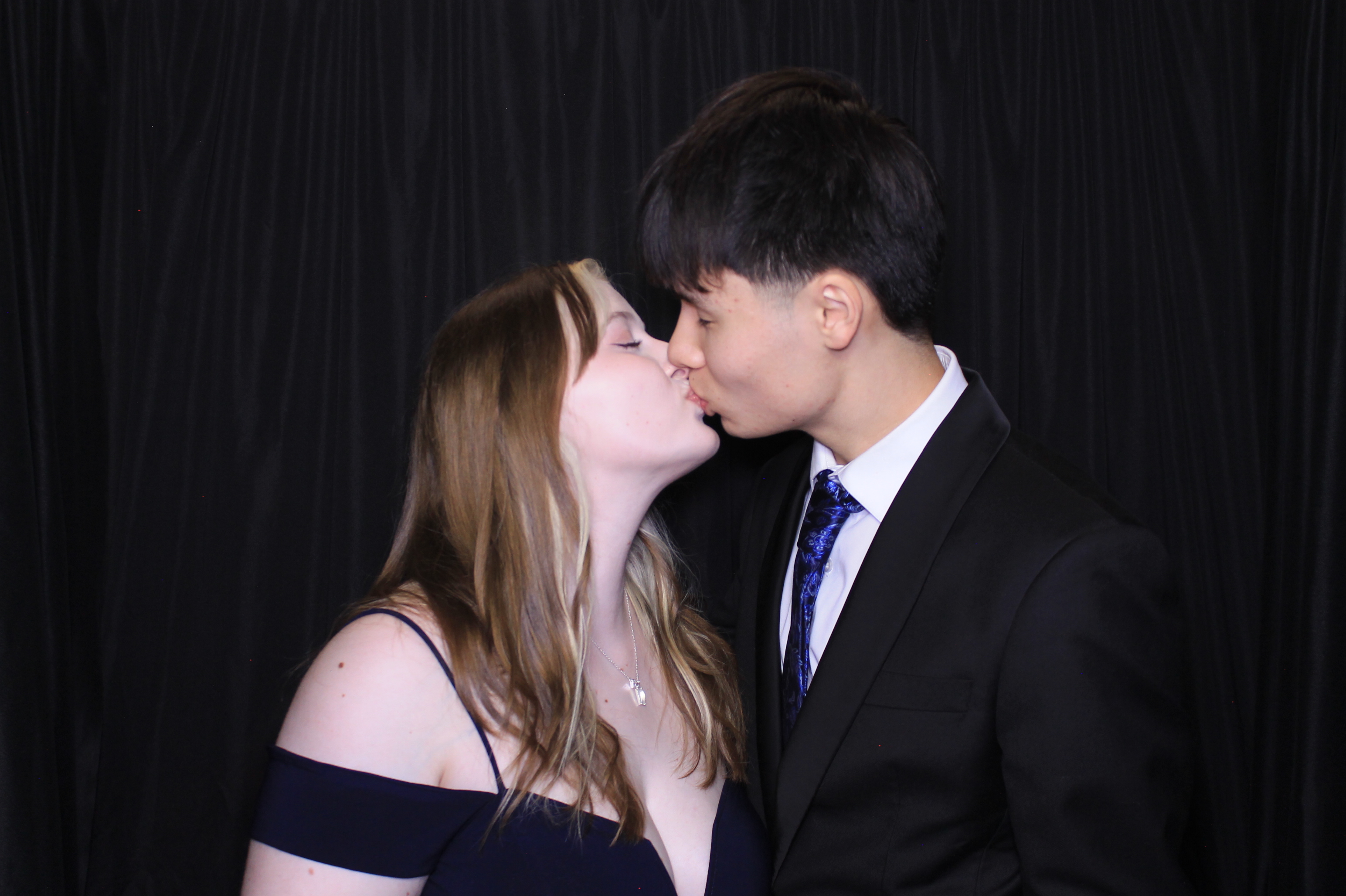 West Clermont 2025 Prom | View more photos from the event at gallery.photoboothcincy.com/u/PhotoBoothCincy/West-Clermont-2025-Prom