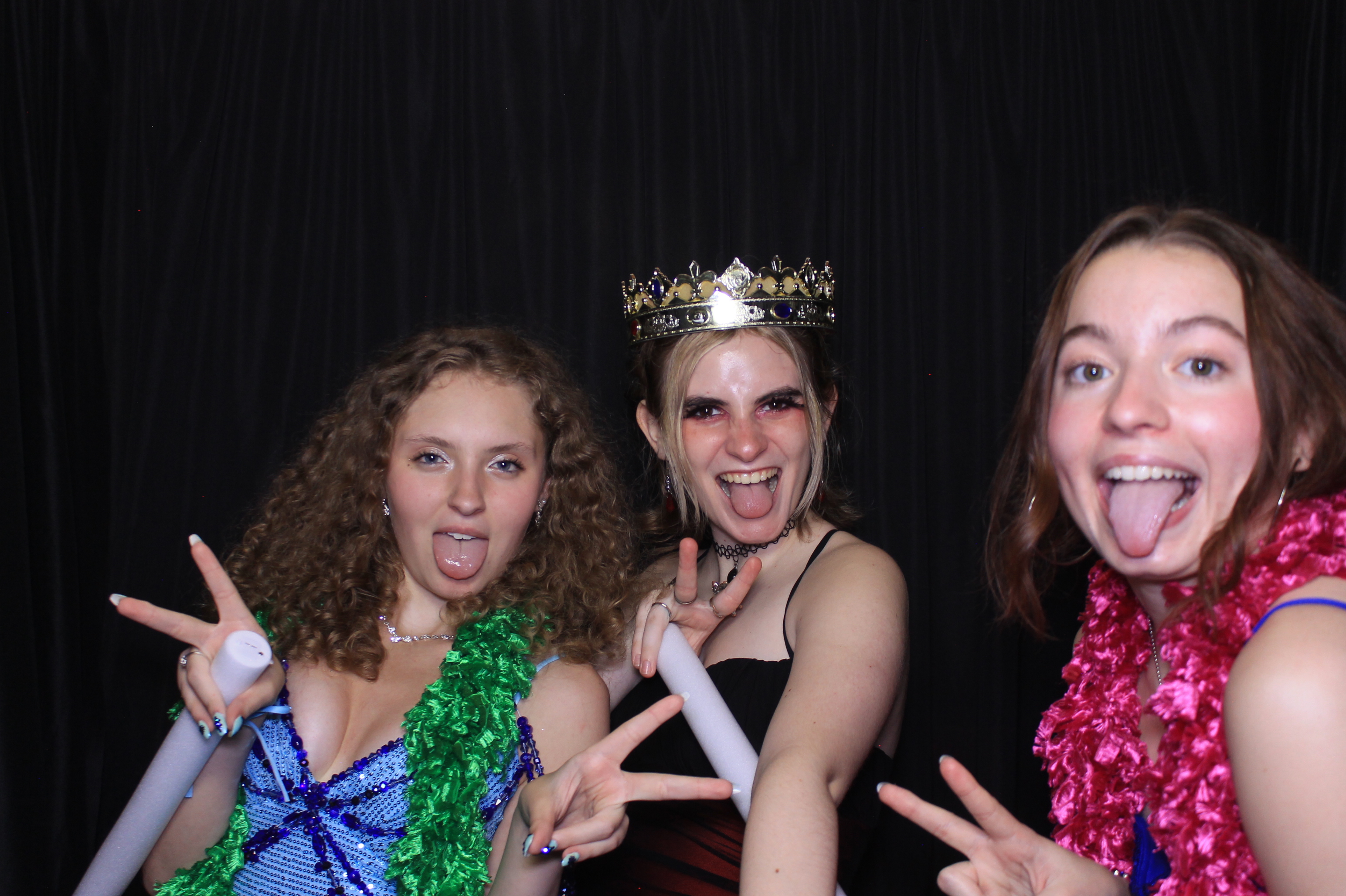 West Clermont 2025 Prom | View more photos from the event at gallery.photoboothcincy.com/u/PhotoBoothCincy/West-Clermont-2025-Prom