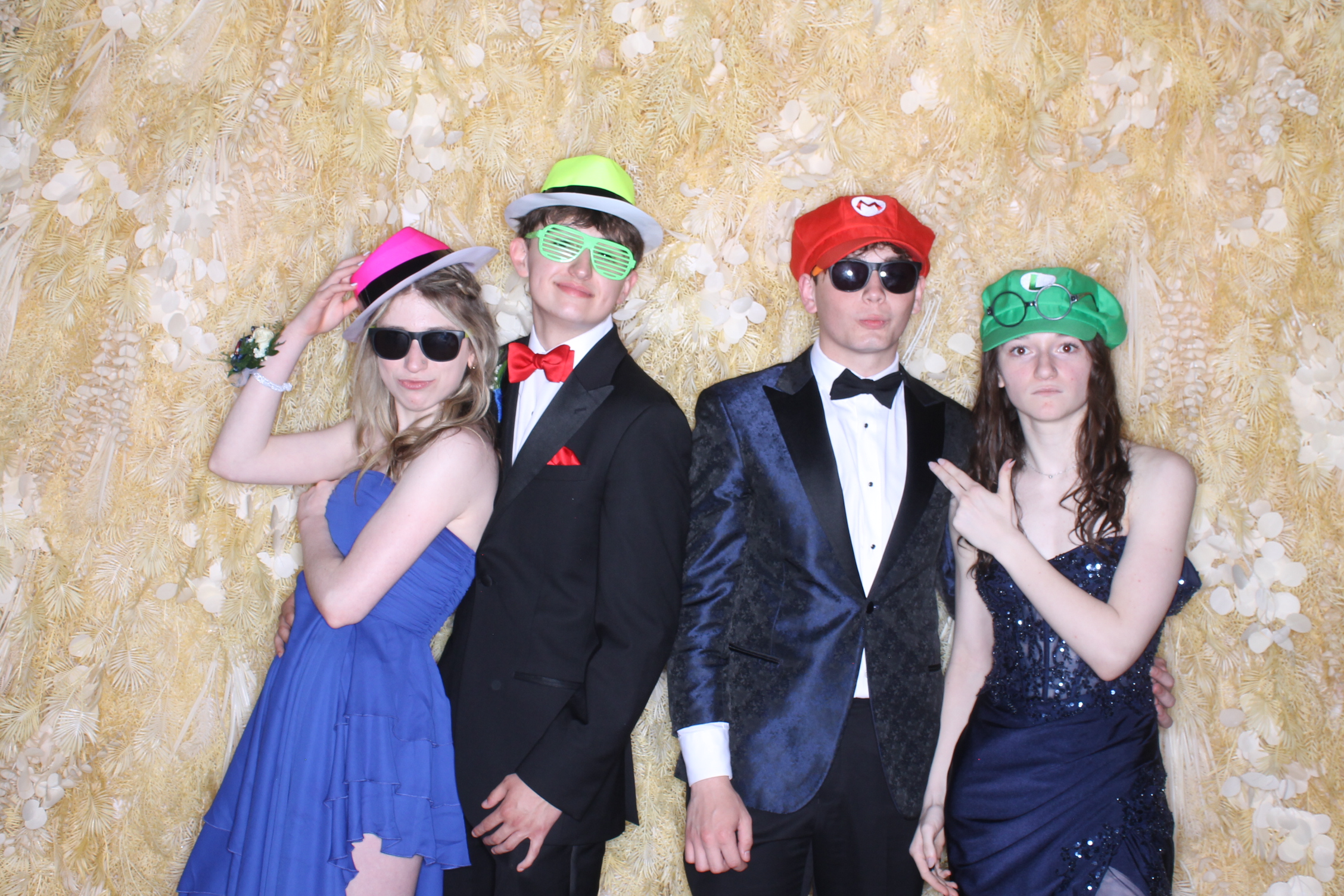 West Clermont 2025 Prom | View more photos from the event at gallery.photoboothcincy.com/u/PhotoBoothCincy/West-Clermont-2025-Prom