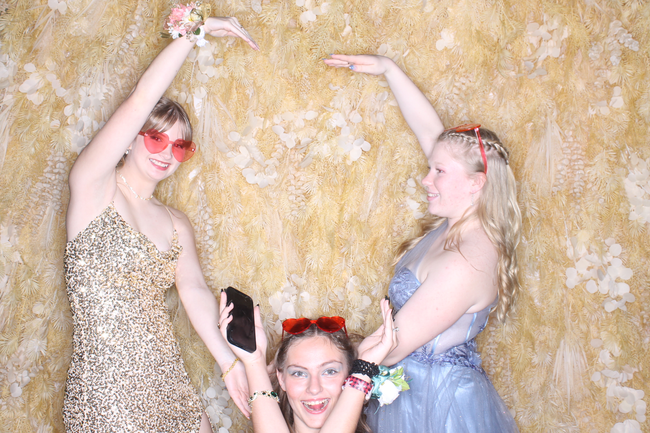 West Clermont 2025 Prom | View more photos from the event at gallery.photoboothcincy.com/u/PhotoBoothCincy/West-Clermont-2025-Prom