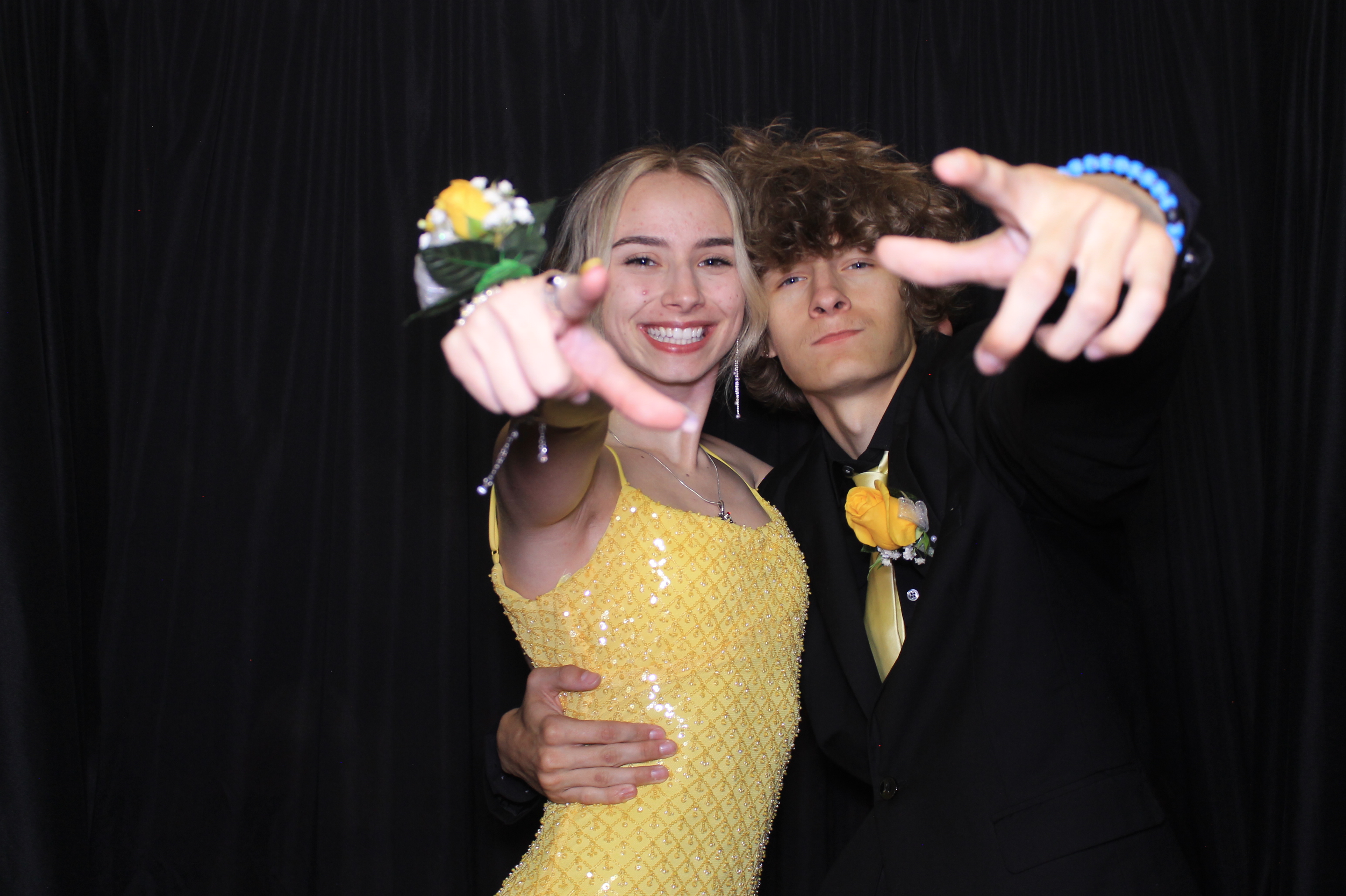 West Clermont 2025 Prom | View more photos from the event at gallery.photoboothcincy.com/u/PhotoBoothCincy/West-Clermont-2025-Prom