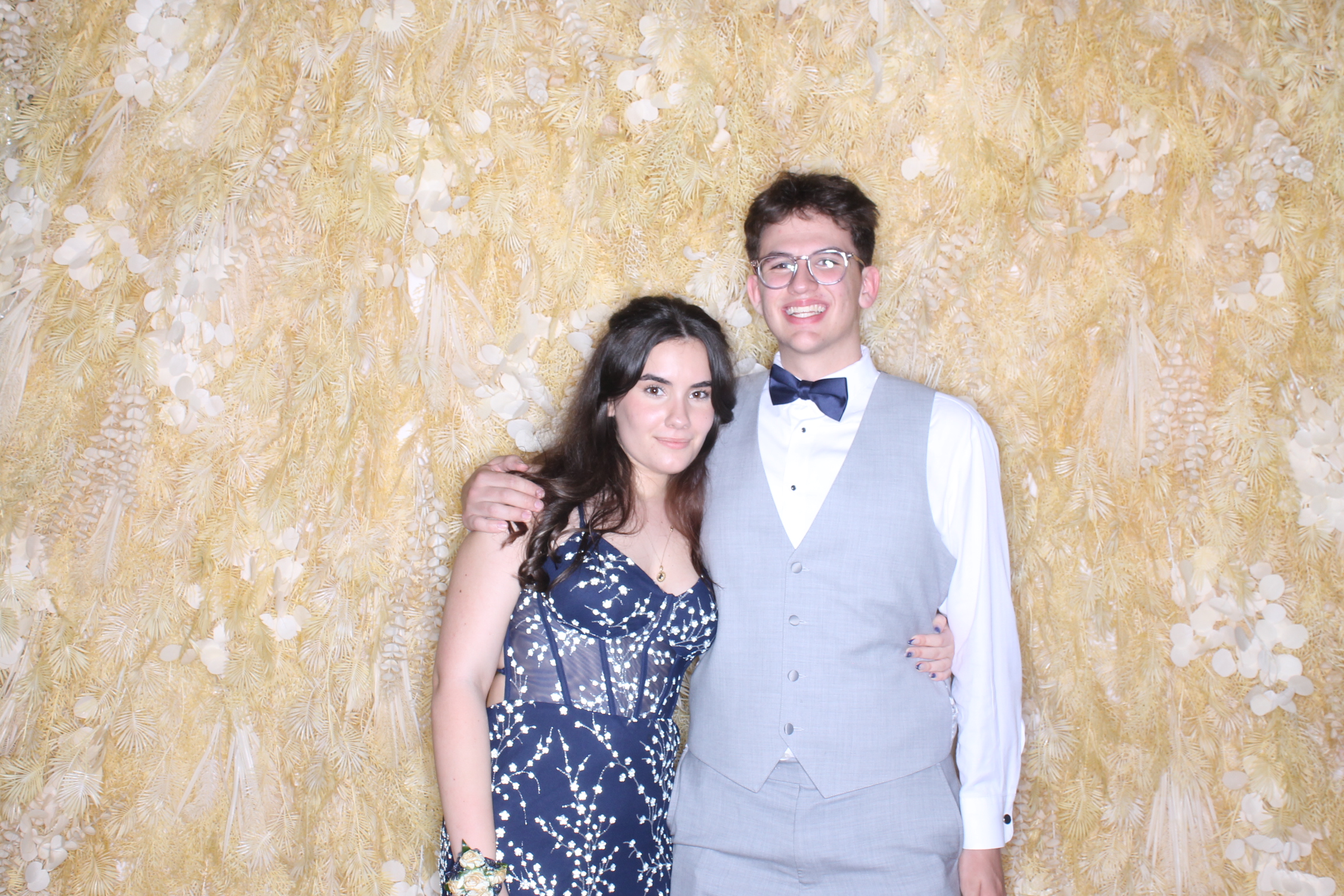 West Clermont 2025 Prom | View more photos from the event at gallery.photoboothcincy.com/u/PhotoBoothCincy/West-Clermont-2025-Prom
