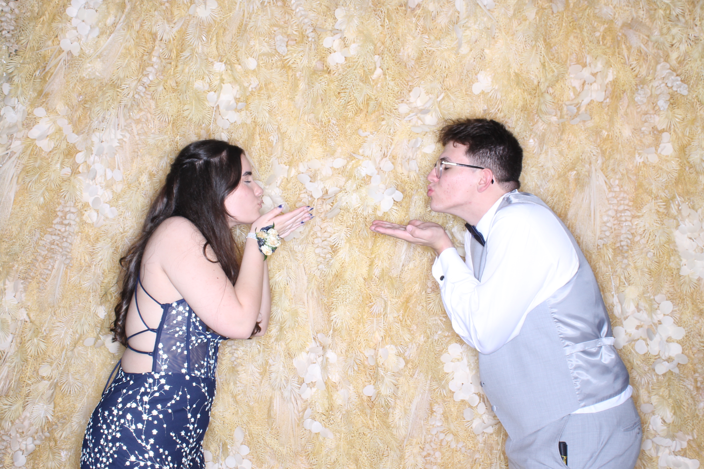West Clermont 2025 Prom | View more photos from the event at gallery.photoboothcincy.com/u/PhotoBoothCincy/West-Clermont-2025-Prom