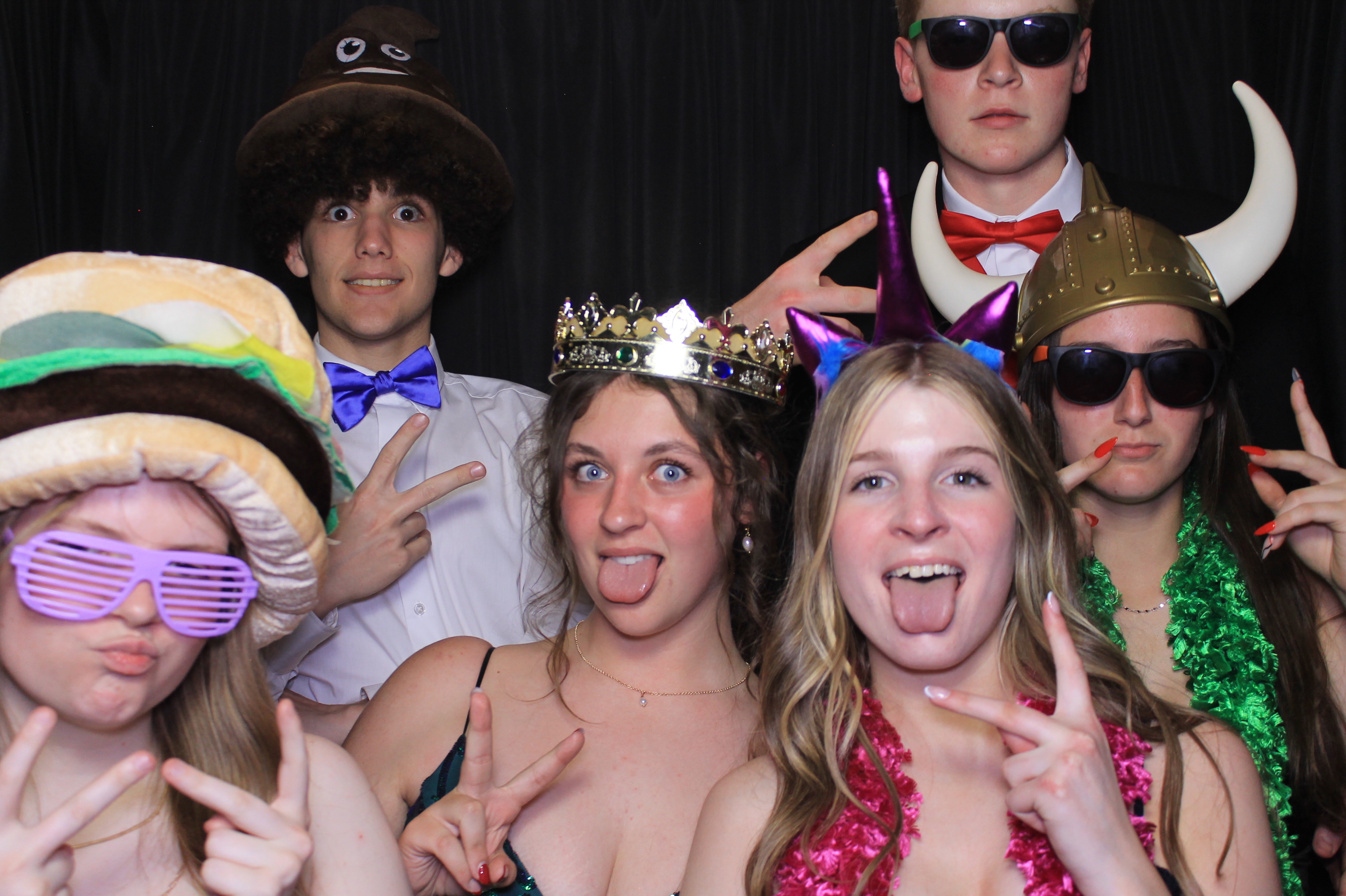 West Clermont 2025 Prom | View more photos from the event at gallery.photoboothcincy.com/u/PhotoBoothCincy/West-Clermont-2025-Prom