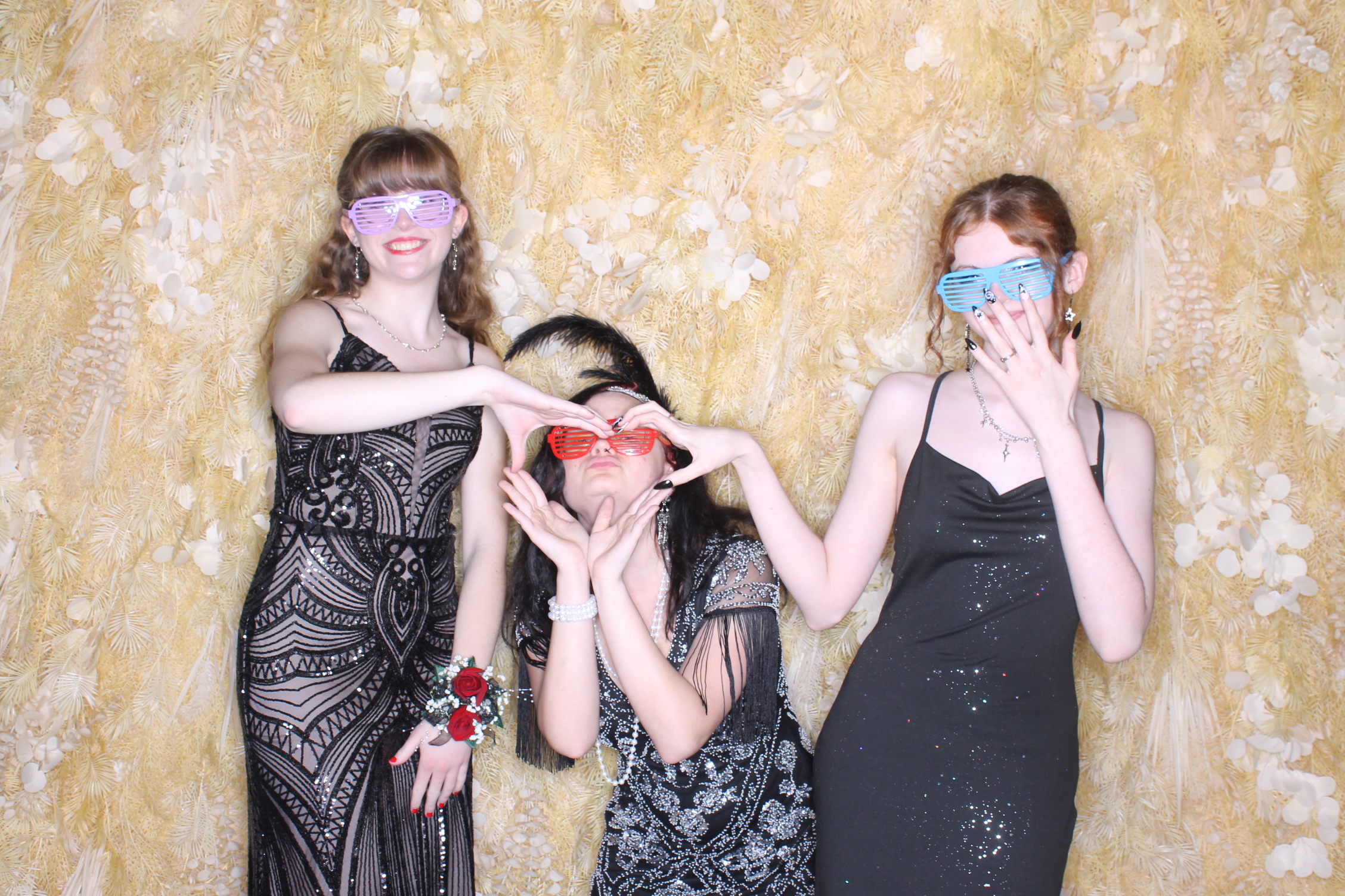 West Clermont 2025 Prom | View more photos from the event at gallery.photoboothcincy.com/u/PhotoBoothCincy/West-Clermont-2025-Prom