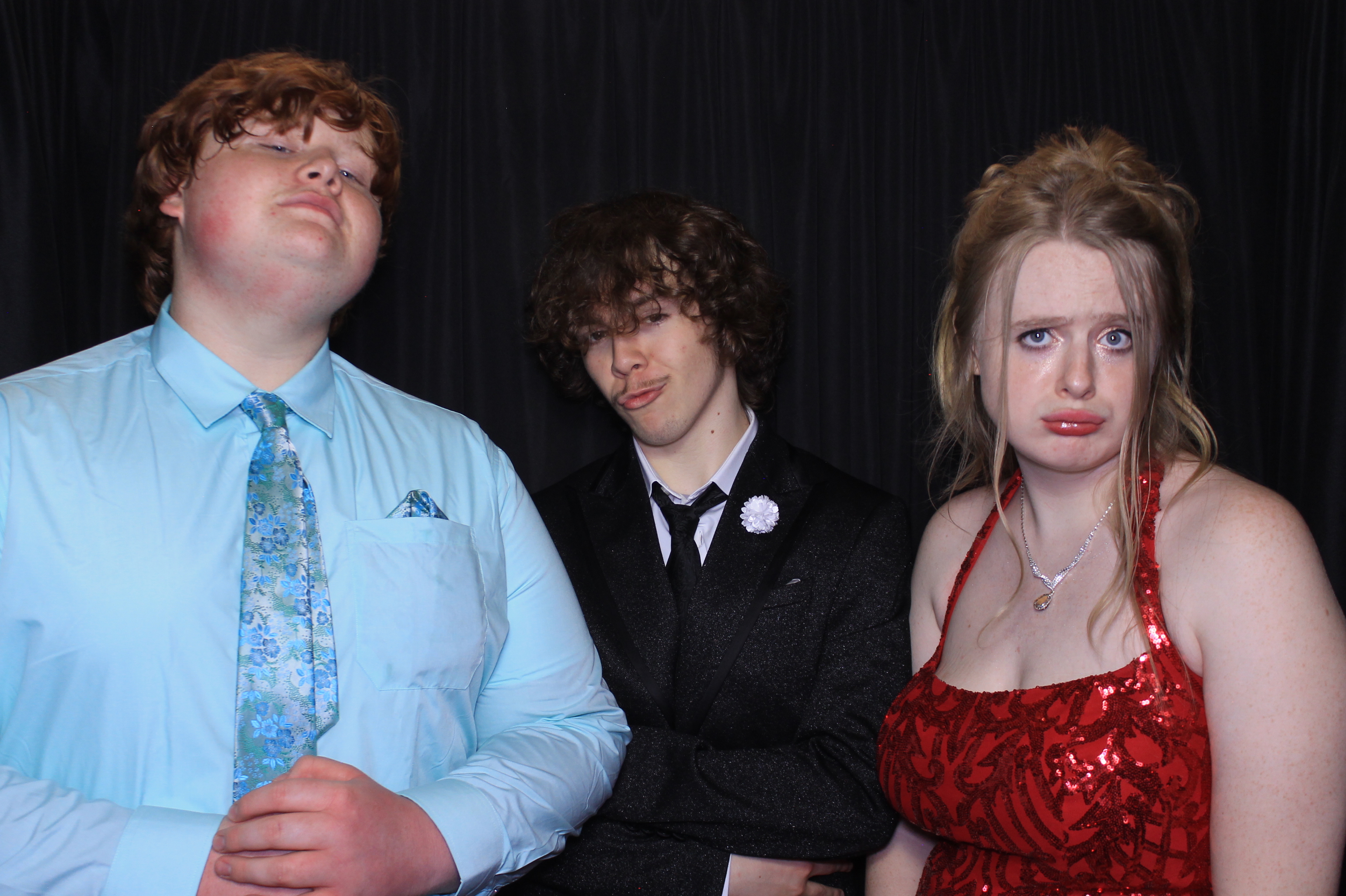 West Clermont 2025 Prom | View more photos from the event at gallery.photoboothcincy.com/u/PhotoBoothCincy/West-Clermont-2025-Prom