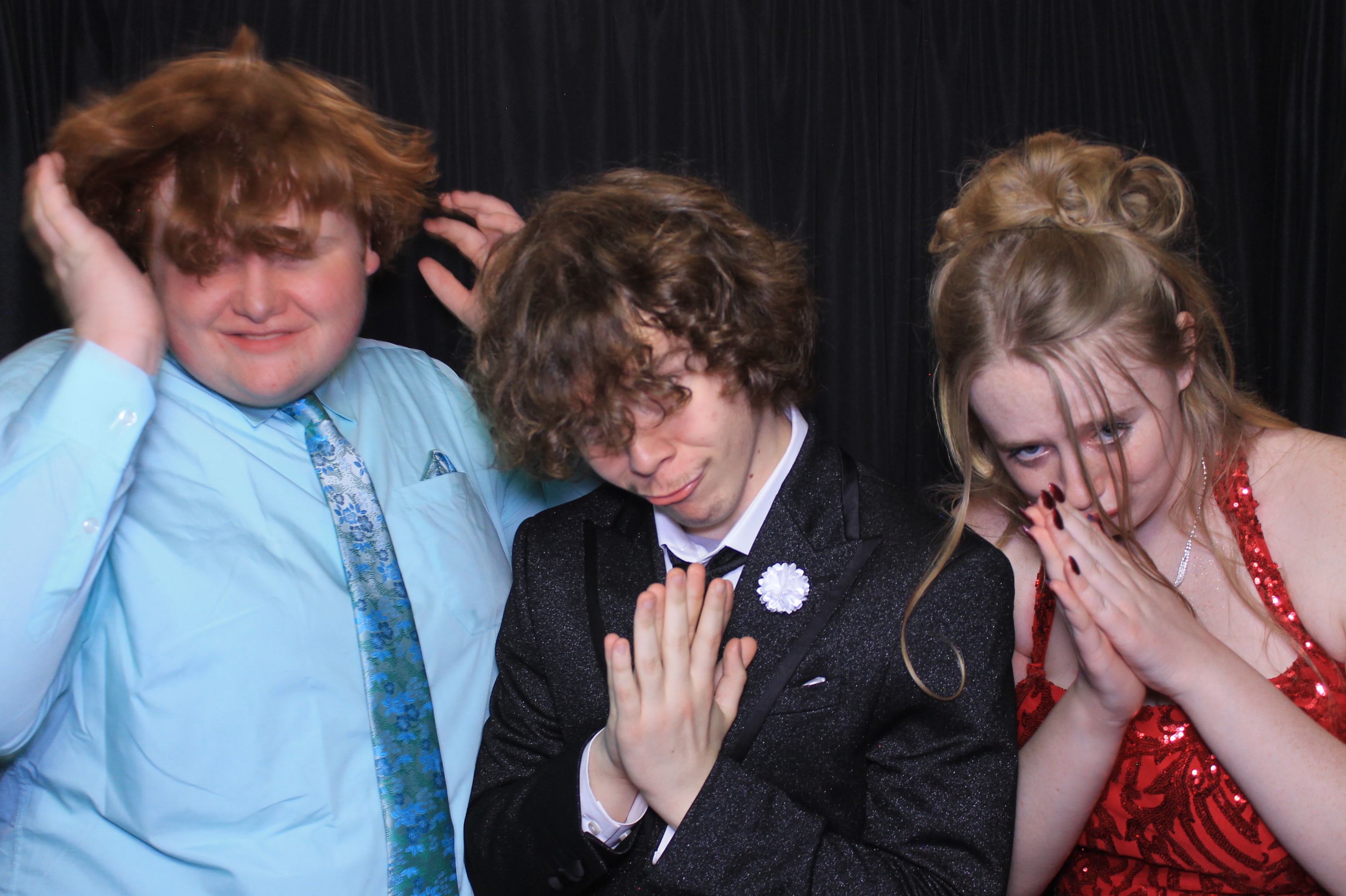 West Clermont 2025 Prom | View more photos from the event at gallery.photoboothcincy.com/u/PhotoBoothCincy/West-Clermont-2025-Prom
