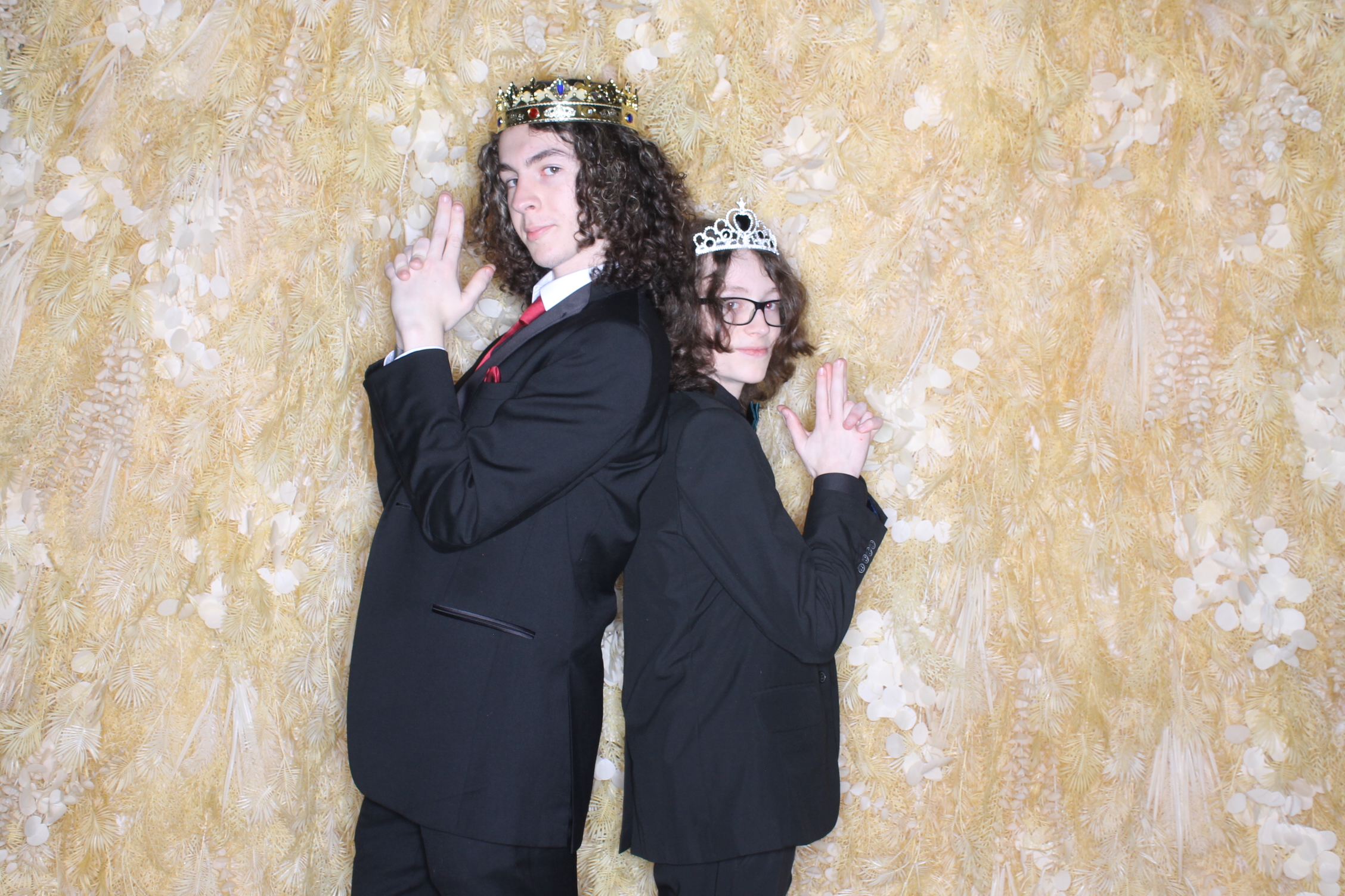 West Clermont 2025 Prom | View more photos from the event at gallery.photoboothcincy.com/u/PhotoBoothCincy/West-Clermont-2025-Prom