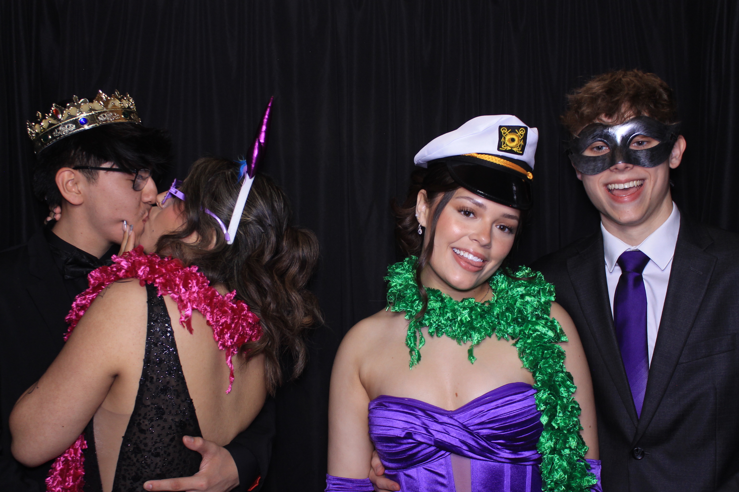 West Clermont 2025 Prom | View more photos from the event at gallery.photoboothcincy.com/u/PhotoBoothCincy/West-Clermont-2025-Prom