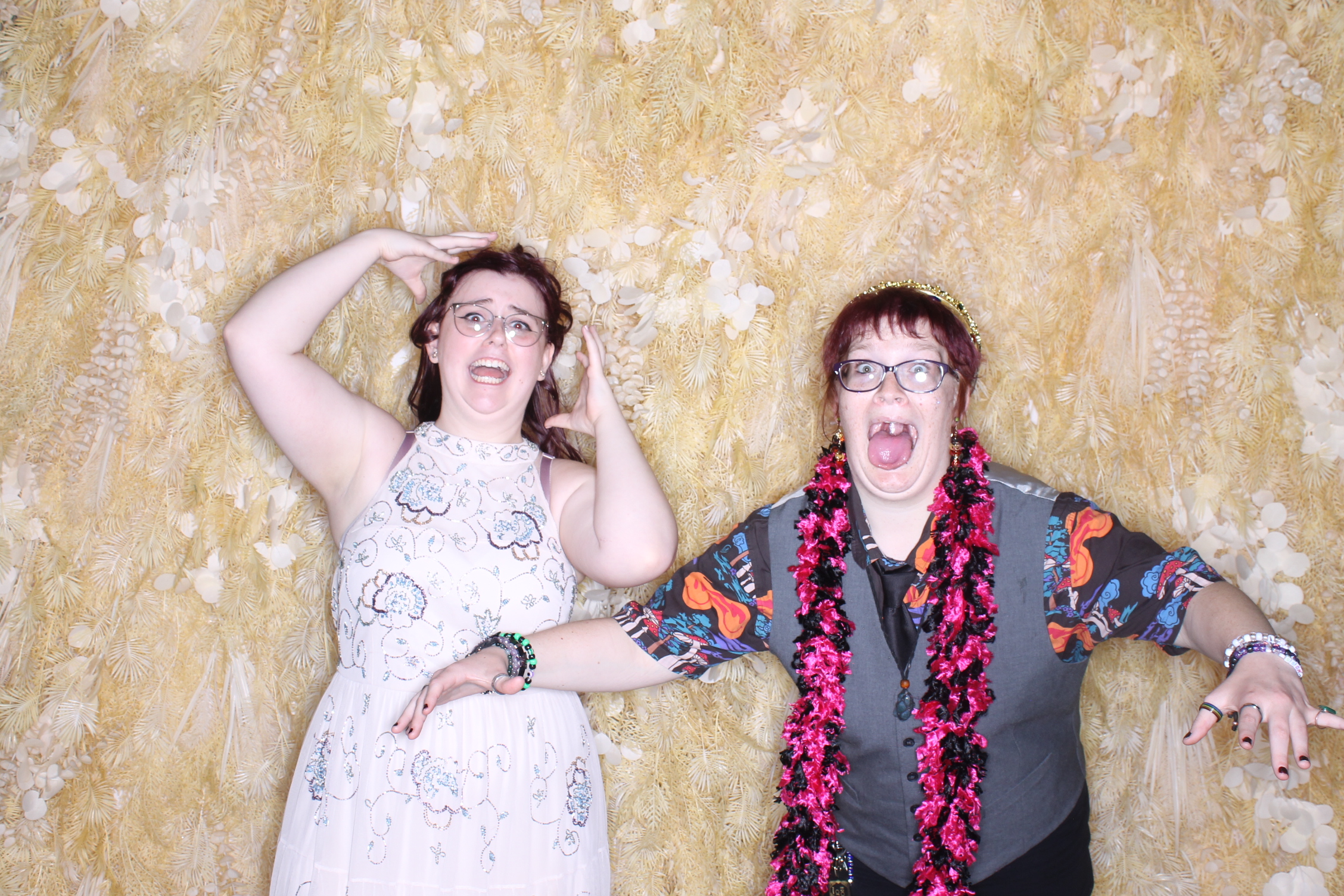West Clermont 2025 Prom | View more photos from the event at gallery.photoboothcincy.com/u/PhotoBoothCincy/West-Clermont-2025-Prom
