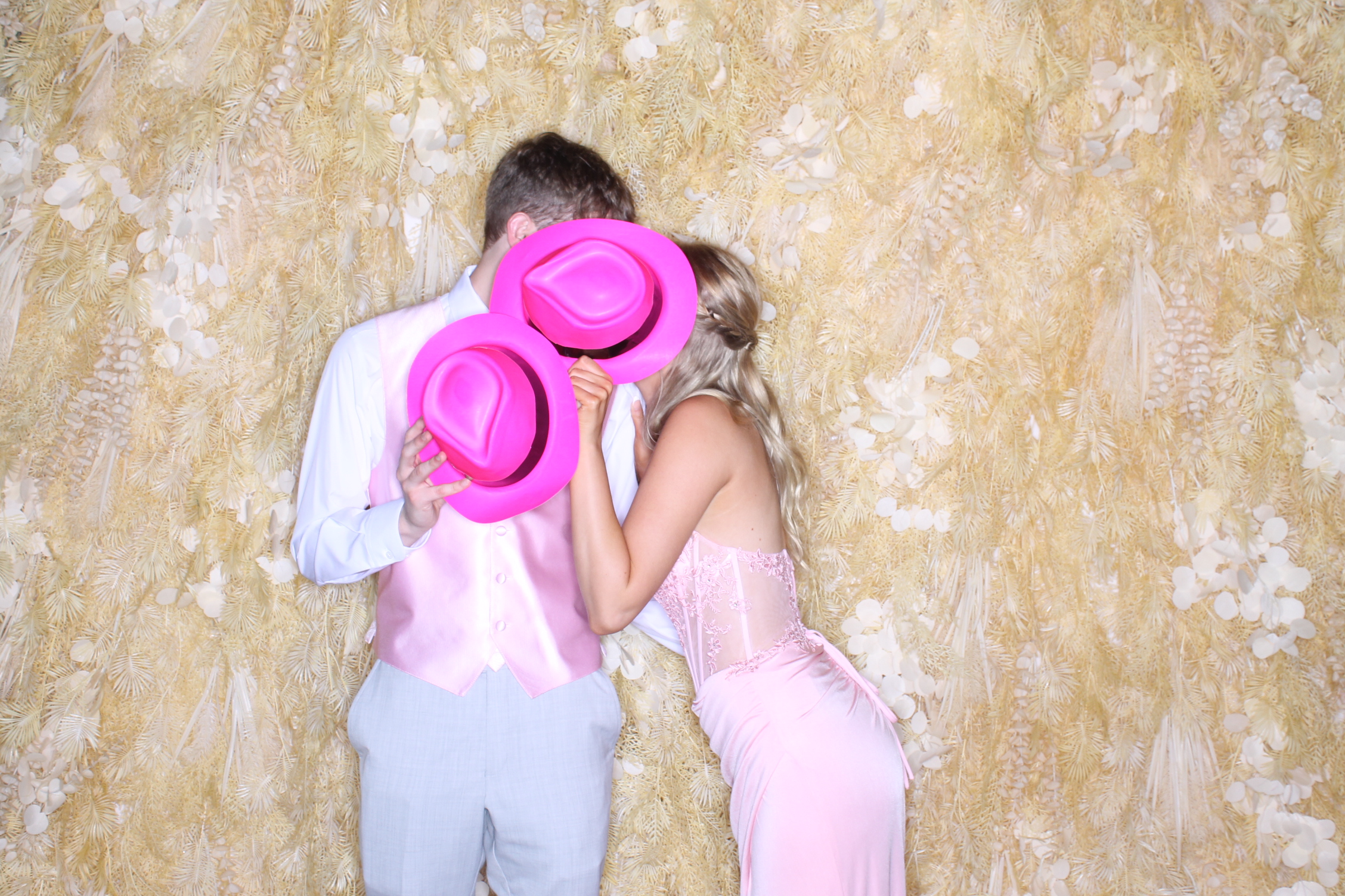 West Clermont 2025 Prom | View more photos from the event at gallery.photoboothcincy.com/u/PhotoBoothCincy/West-Clermont-2025-Prom