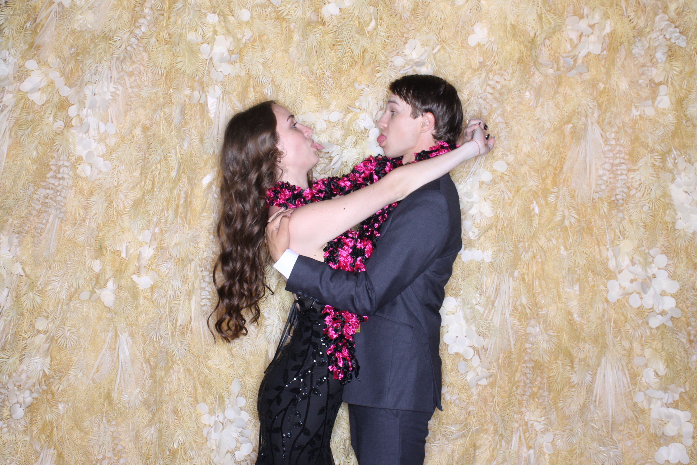 West Clermont 2025 Prom | View more photos from the event at gallery.photoboothcincy.com/u/PhotoBoothCincy/West-Clermont-2025-Prom