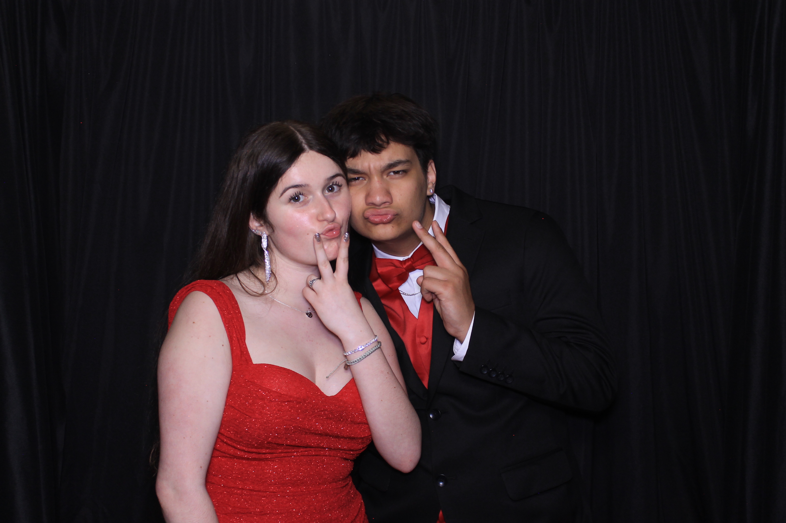 West Clermont 2025 Prom | View more photos from the event at gallery.photoboothcincy.com/u/PhotoBoothCincy/West-Clermont-2025-Prom