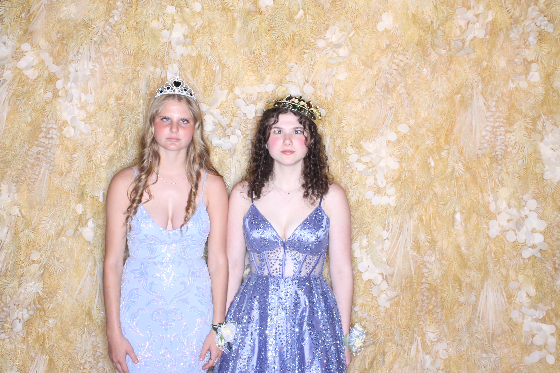 West Clermont 2025 Prom | View more photos from the event at gallery.photoboothcincy.com/u/PhotoBoothCincy/West-Clermont-2025-Prom