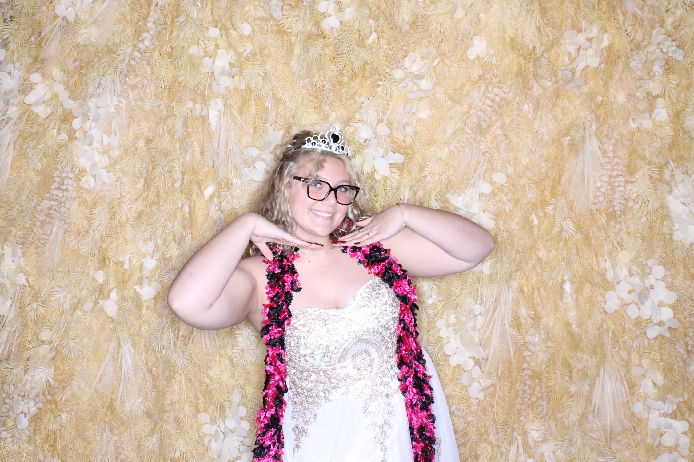 West Clermont 2025 Prom | View more photos from the event at gallery.photoboothcincy.com/u/PhotoBoothCincy/West-Clermont-2025-Prom