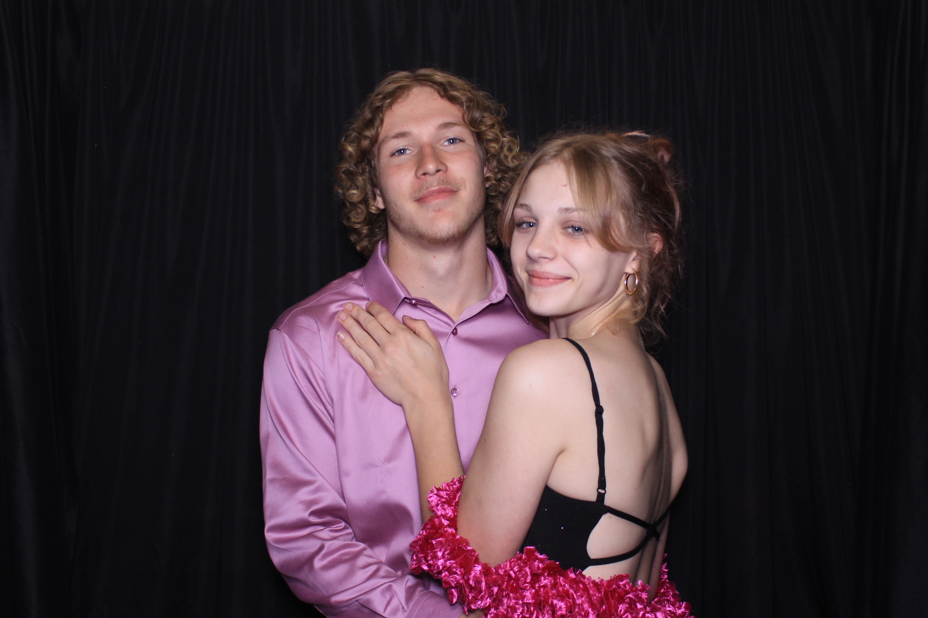 West Clermont 2025 Prom | View more photos from the event at gallery.photoboothcincy.com/u/PhotoBoothCincy/West-Clermont-2025-Prom