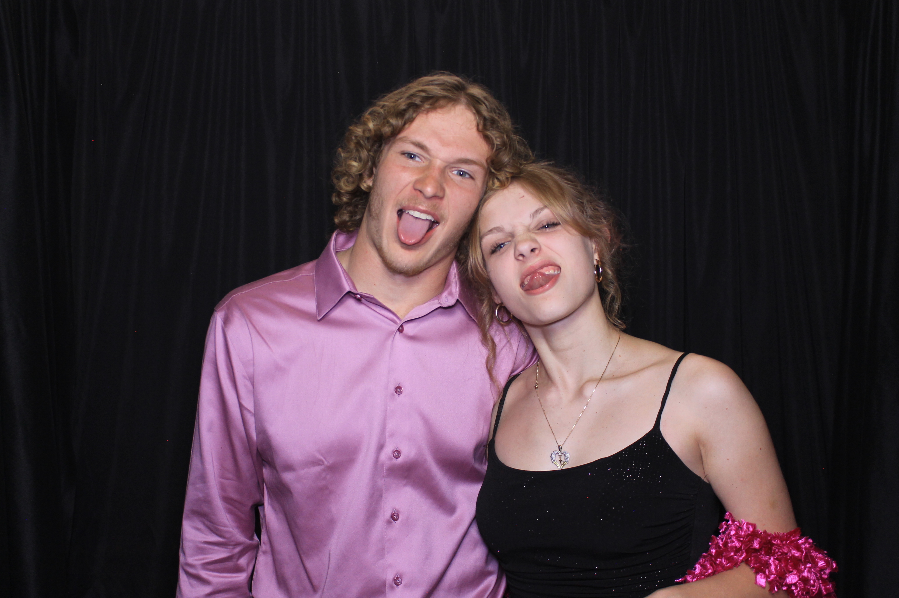West Clermont 2025 Prom | View more photos from the event at gallery.photoboothcincy.com/u/PhotoBoothCincy/West-Clermont-2025-Prom