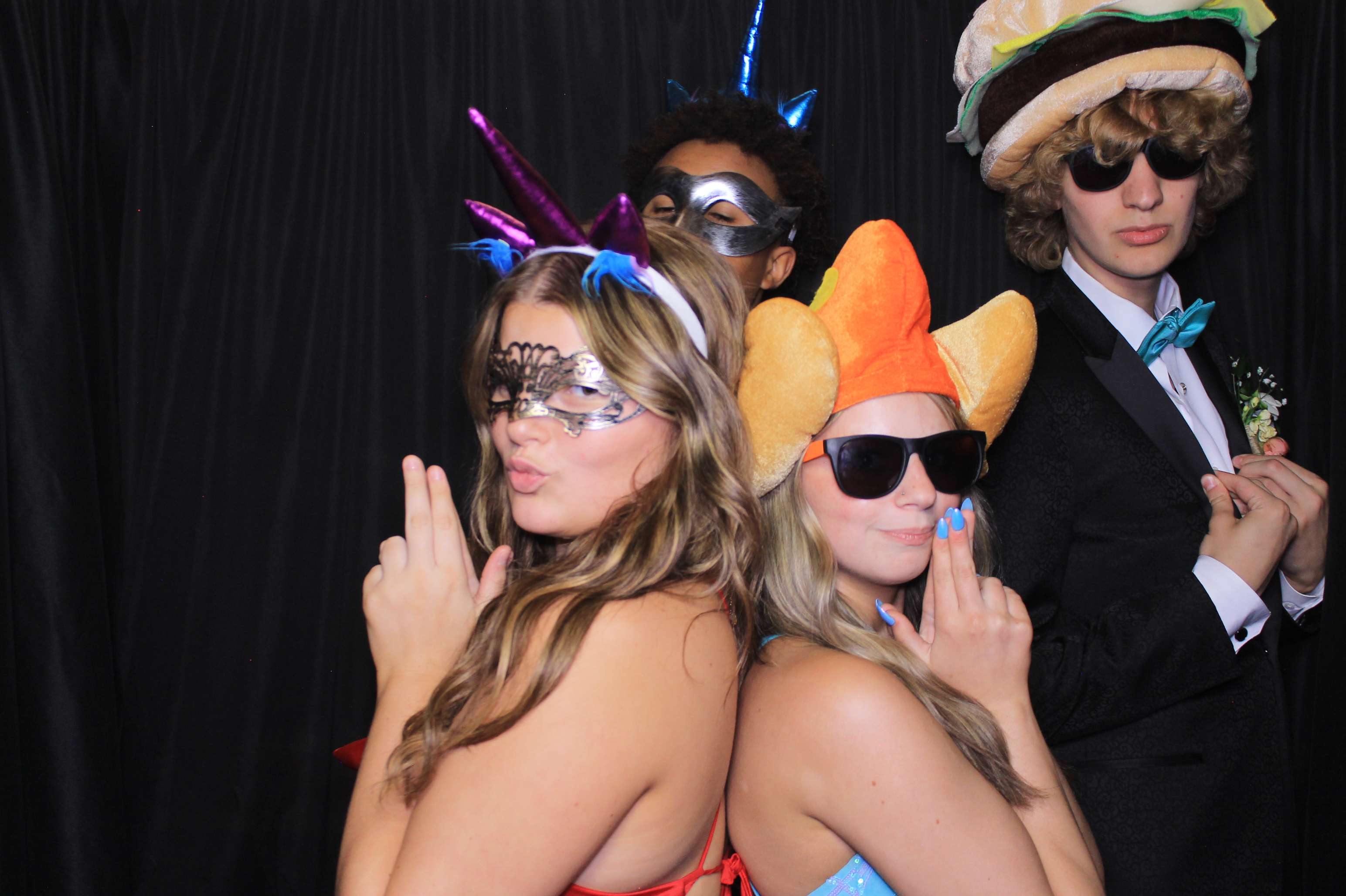 West Clermont 2025 Prom | View more photos from the event at gallery.photoboothcincy.com/u/PhotoBoothCincy/West-Clermont-2025-Prom