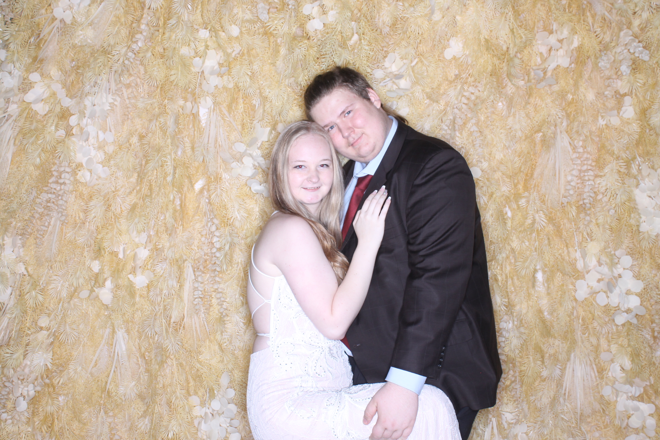 West Clermont 2025 Prom | View more photos from the event at gallery.photoboothcincy.com/u/PhotoBoothCincy/West-Clermont-2025-Prom