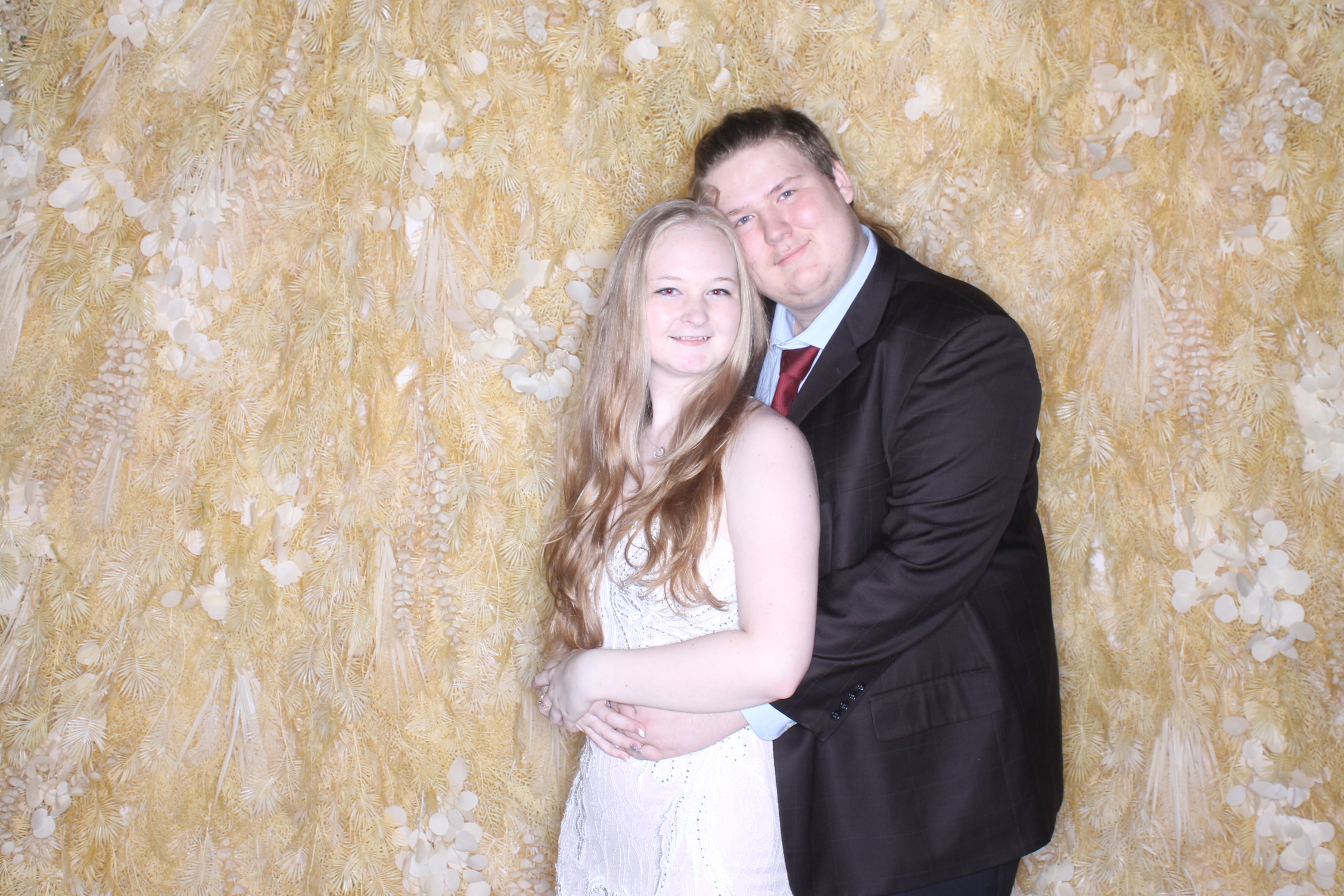 West Clermont 2025 Prom | View more photos from the event at gallery.photoboothcincy.com/u/PhotoBoothCincy/West-Clermont-2025-Prom