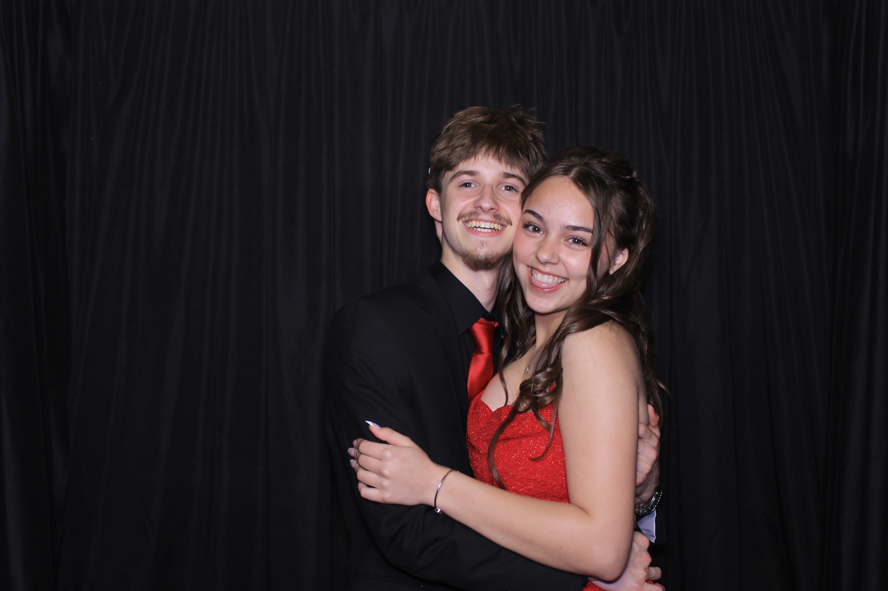 West Clermont 2025 Prom | View more photos from the event at gallery.photoboothcincy.com/u/PhotoBoothCincy/West-Clermont-2025-Prom